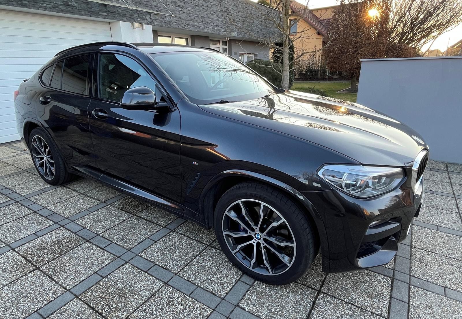 BMW X4, 30d xDrive Mpaket,tažné, DPH