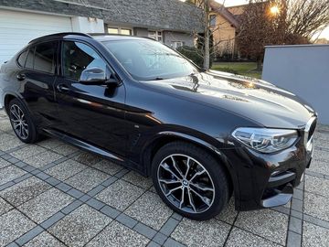 30d xDrive Mpaket,tažné, DPH