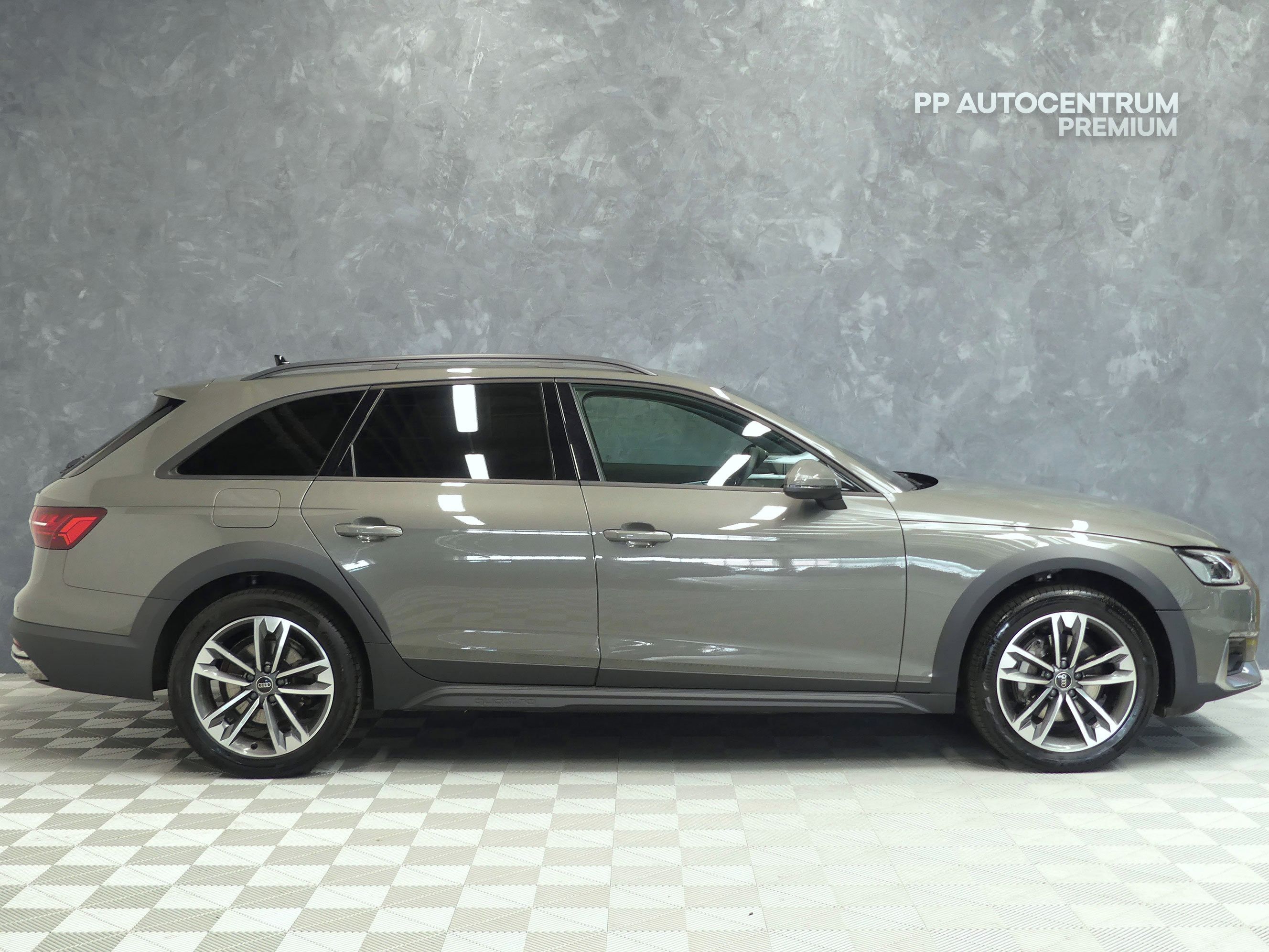 Audi A4 allroad, 40TDI 150kW S-tronic Quattro - fotka 5