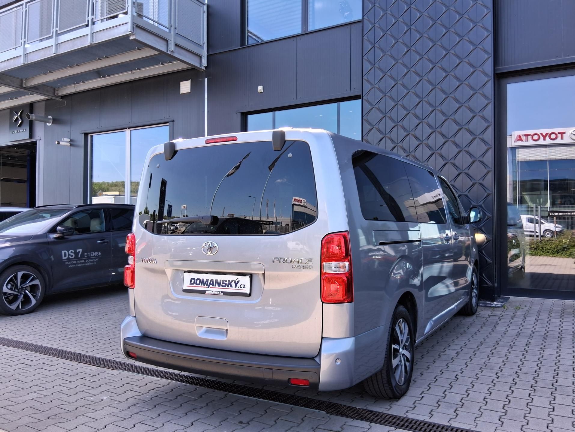 Toyota Proace Verso, FAMILY COMF. L2 2.0 D-4D 130kW - fotka 3