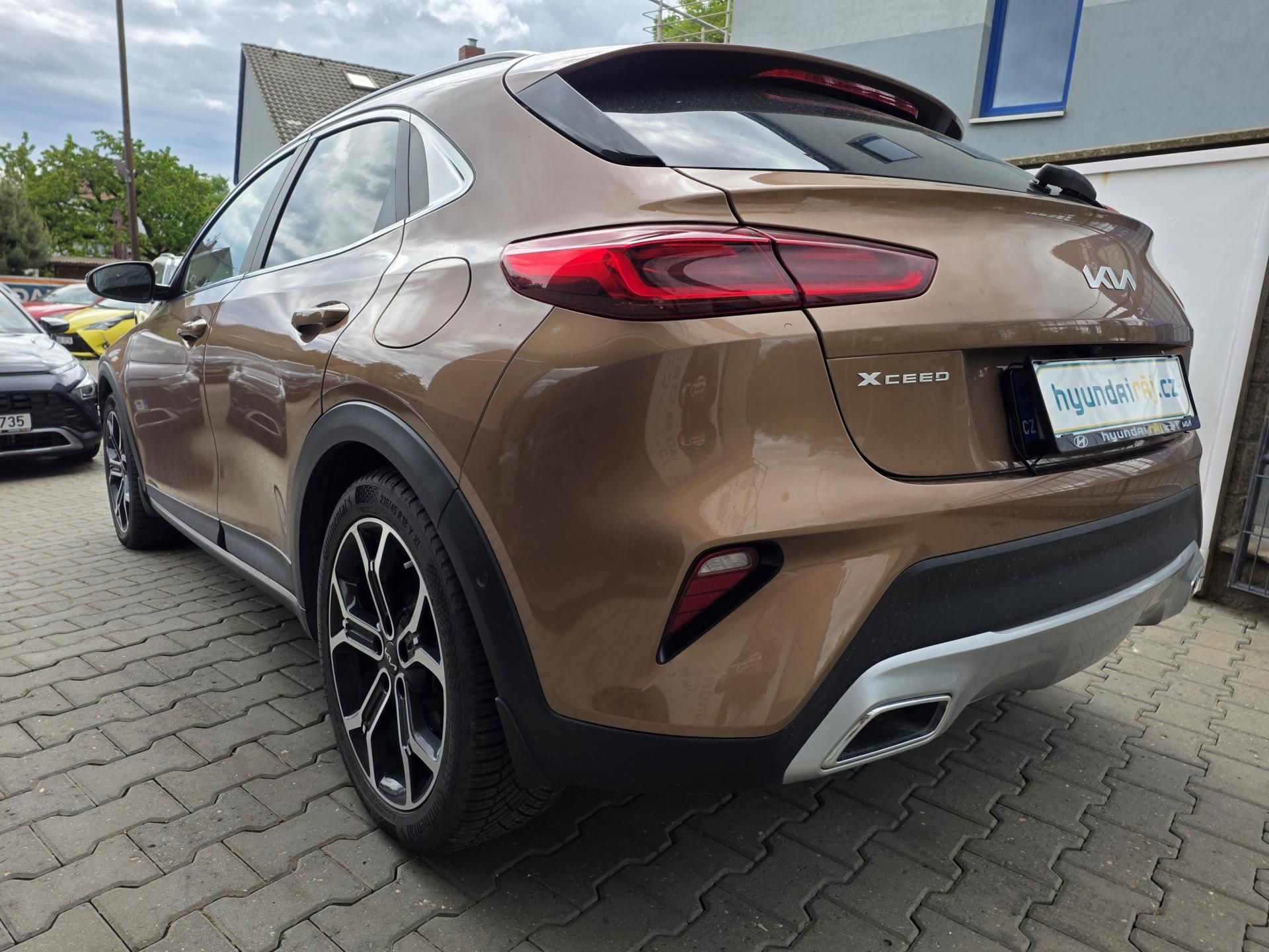 Kia XCee´d, 1.6-1.MAJITEL-V ZÁRUCE-DPH - fotka 5