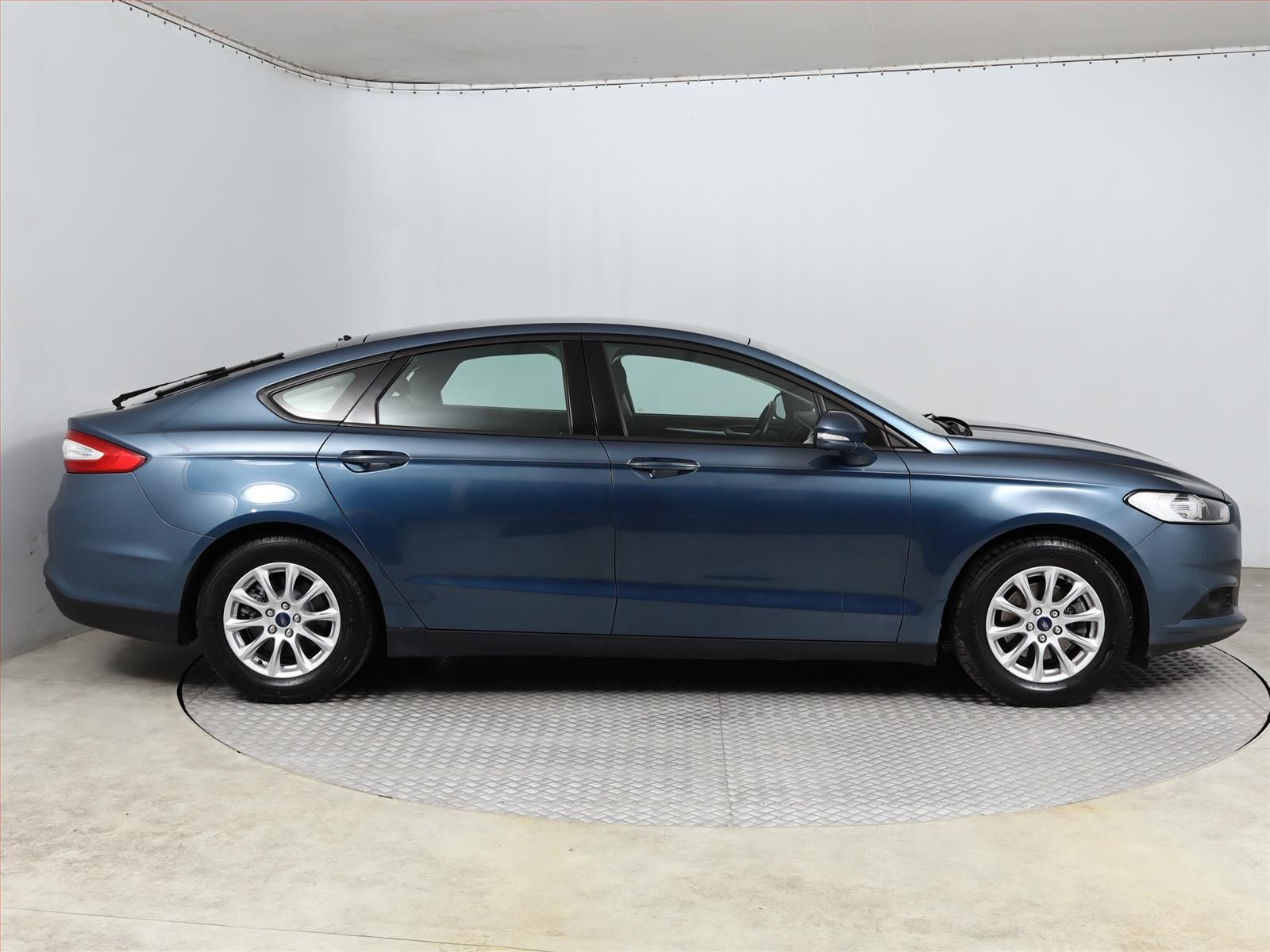 Ford Mondeo, 1.5 EcoBoost, Navi - fotka 6