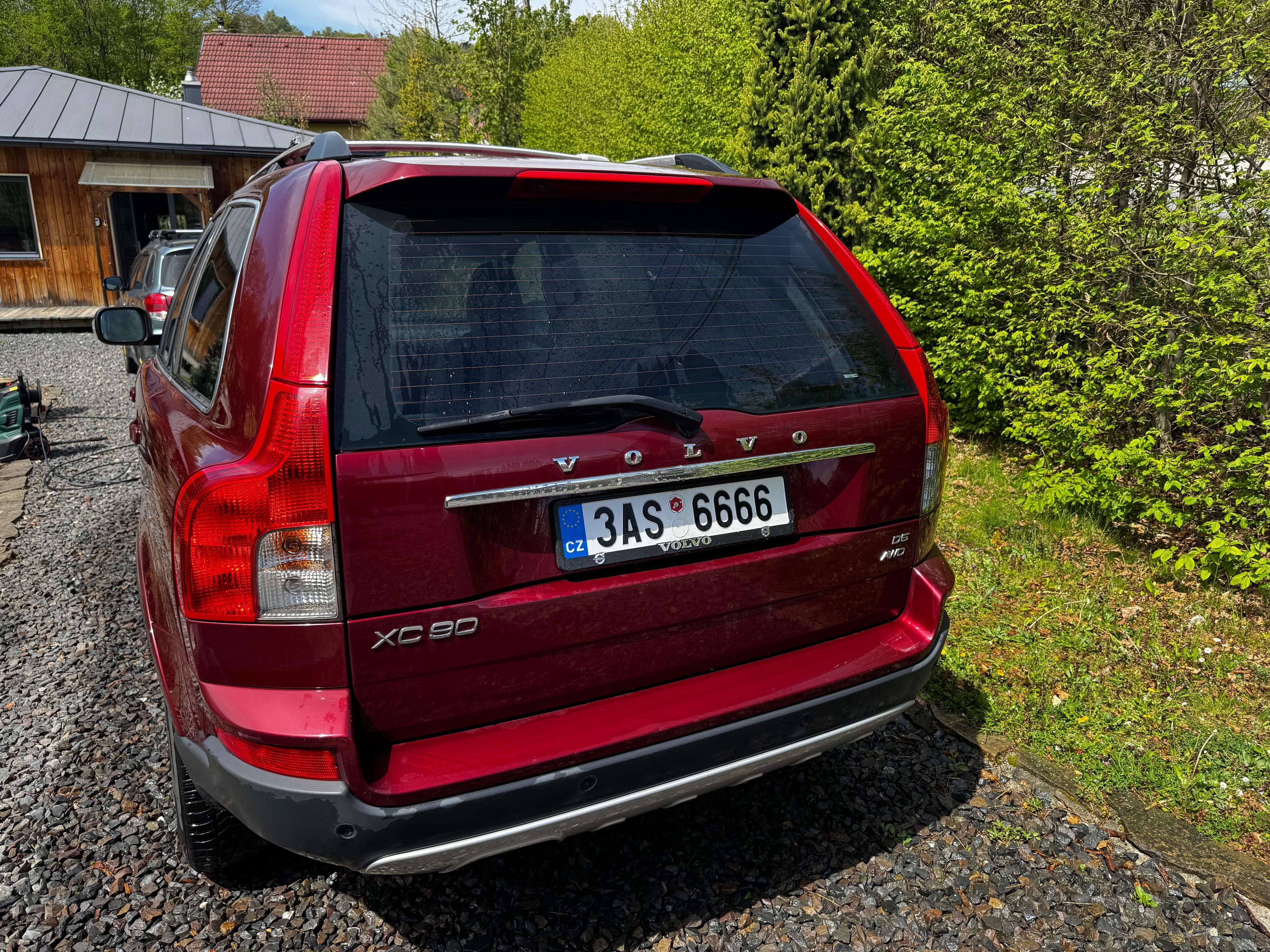 Volvo XC90, Volvo XC90 2.4 D5 2009 - fotka 2