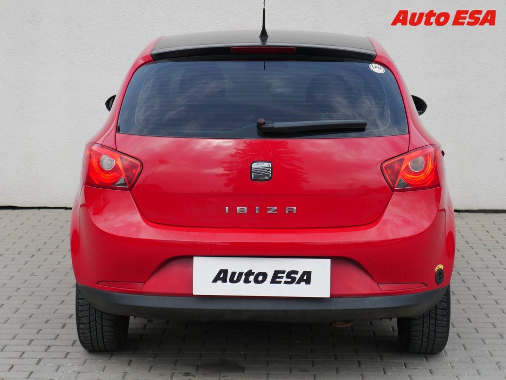 Seat Ibiza, 1.4i,ČR - fotka 5