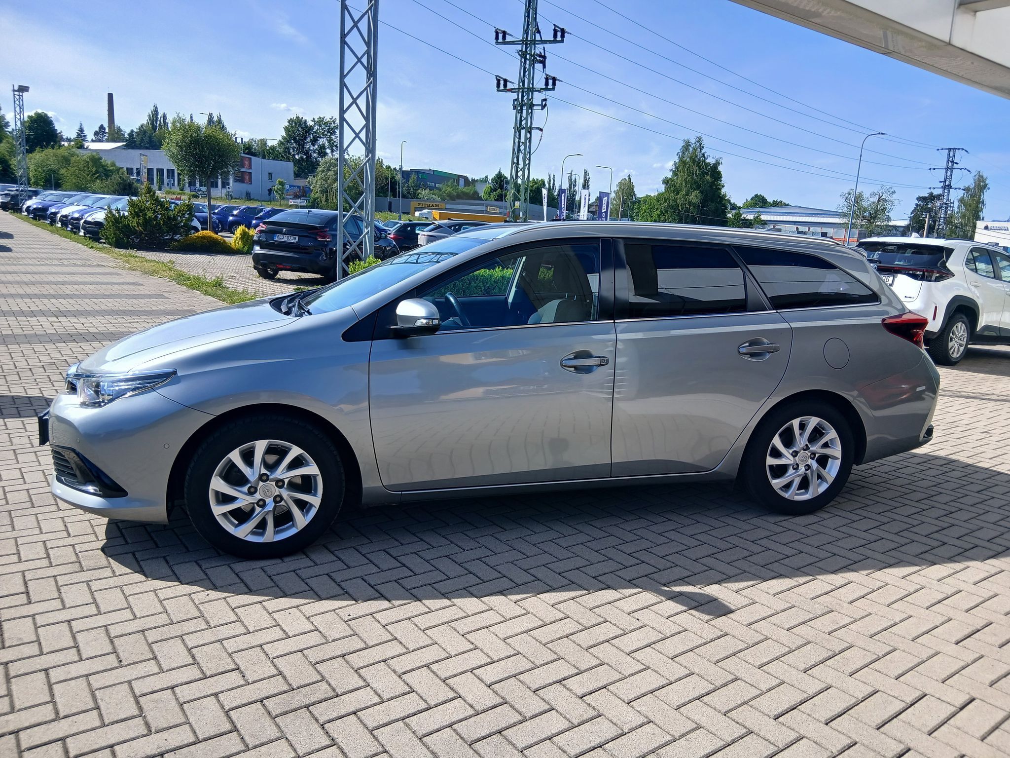 Toyota Auris, 1.6 VVTi Active Trend Plus TZ - fotka 3