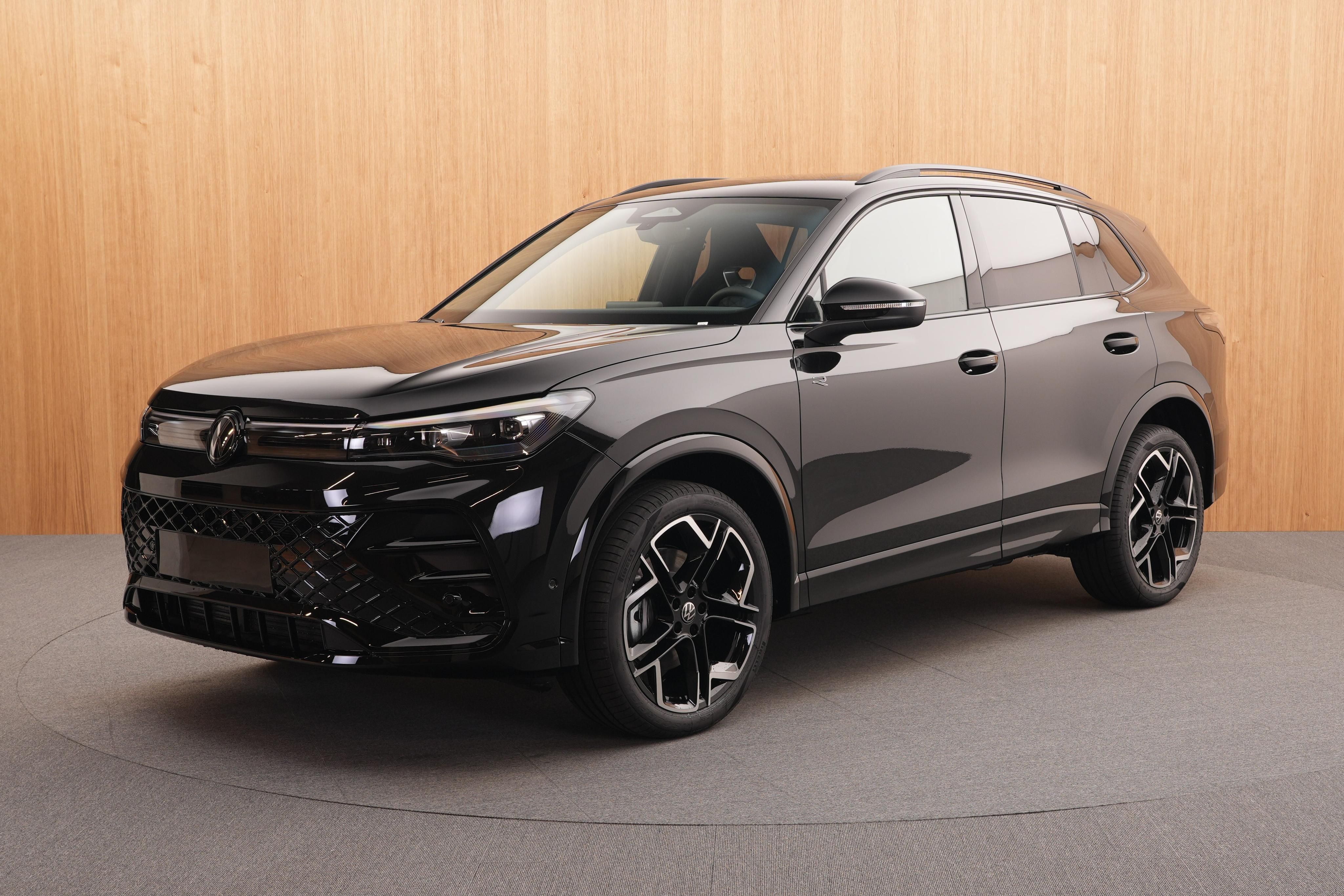Volkswagen Tiguan, R-Line People 2.0 TSI 4x4 DSG