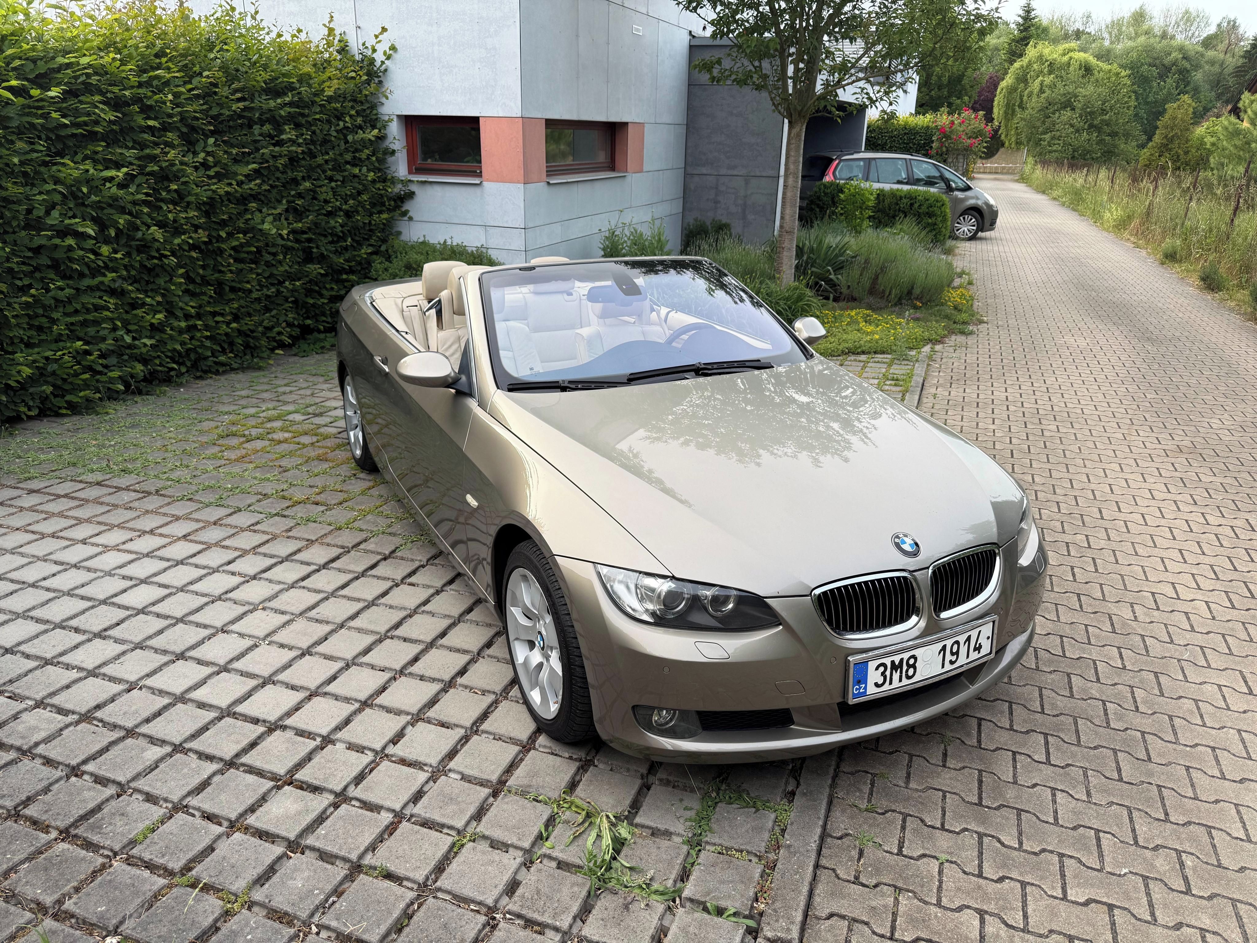 BMW Řada 3, BMW 325i Cabrio | super stav - fotka 2