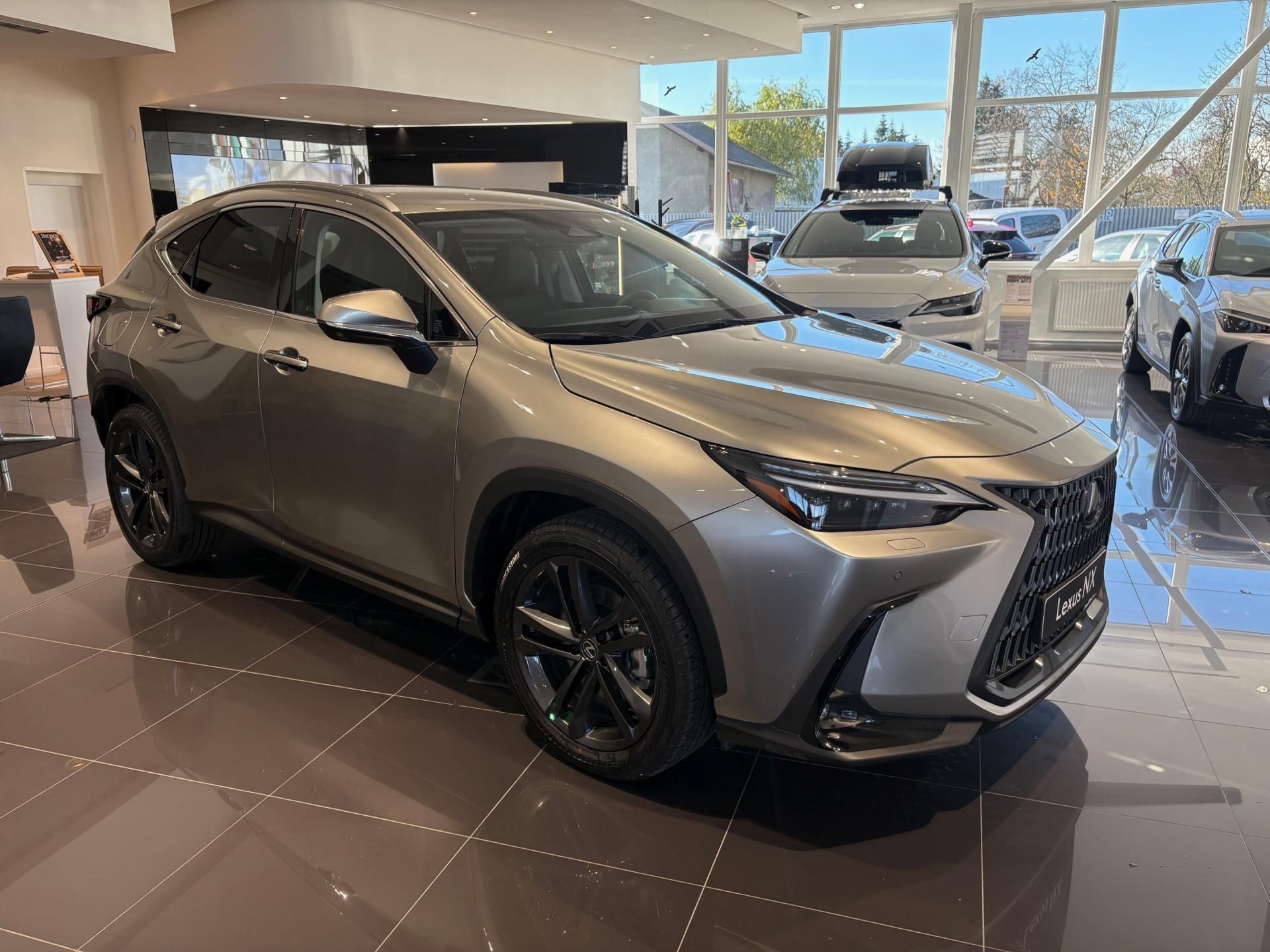 Lexus NX 350h, PRESTIGE 4x4 - fotka 3