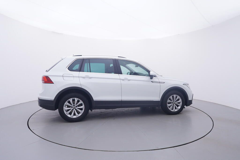 Volkswagen Tiguan, Life 2.0 TDI 90 kW - fotka 6