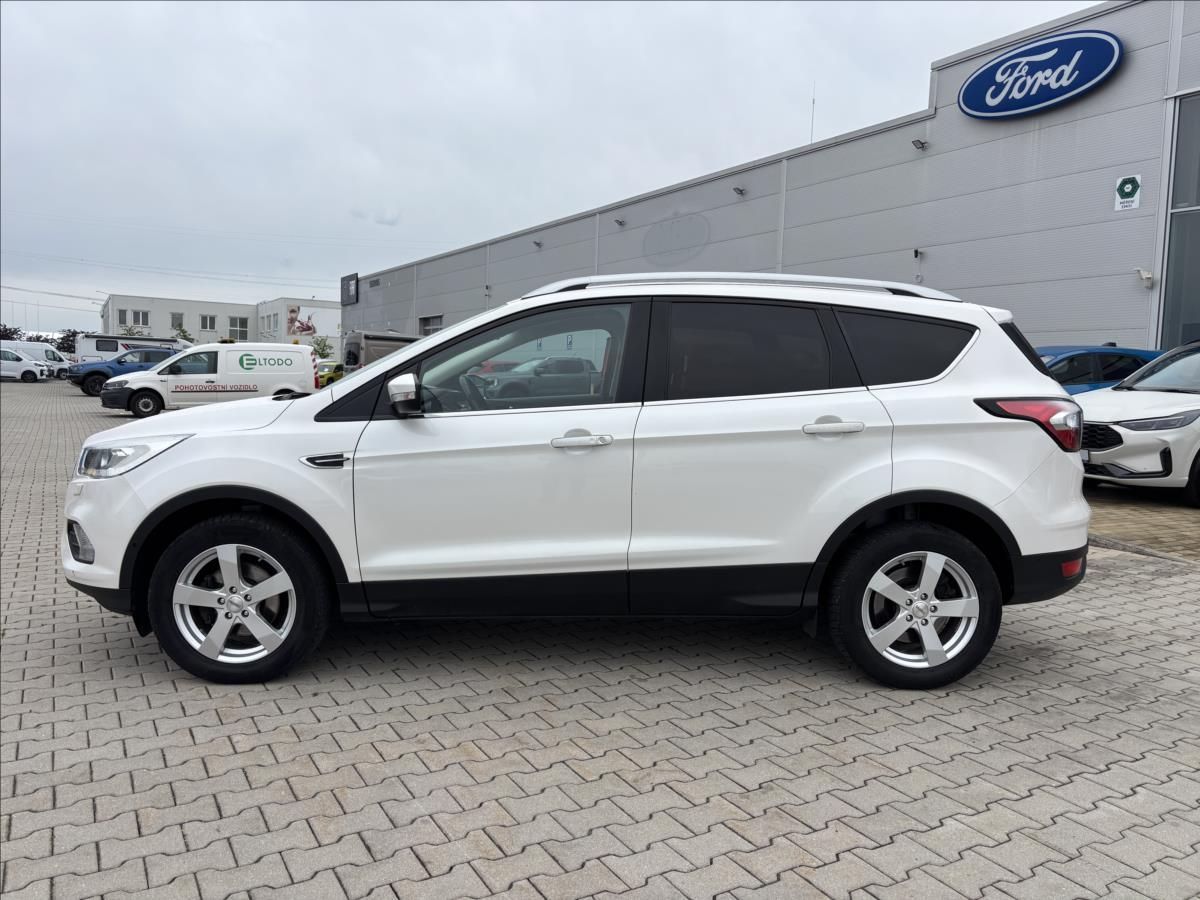 Ford Kuga, 1,5 EcoBoost 110 kW Titanium - fotka 2