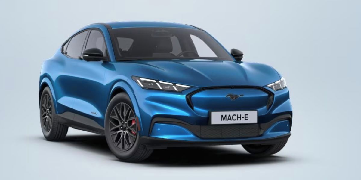 Ford Mustang Mach-E, 88kWh, Premium, PRODL. DOJEZD