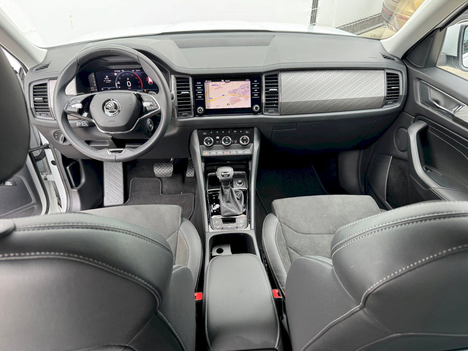 Škoda Kodiaq, DSG 2.0 TDI 147 kW 4x4 Style E - fotka 5