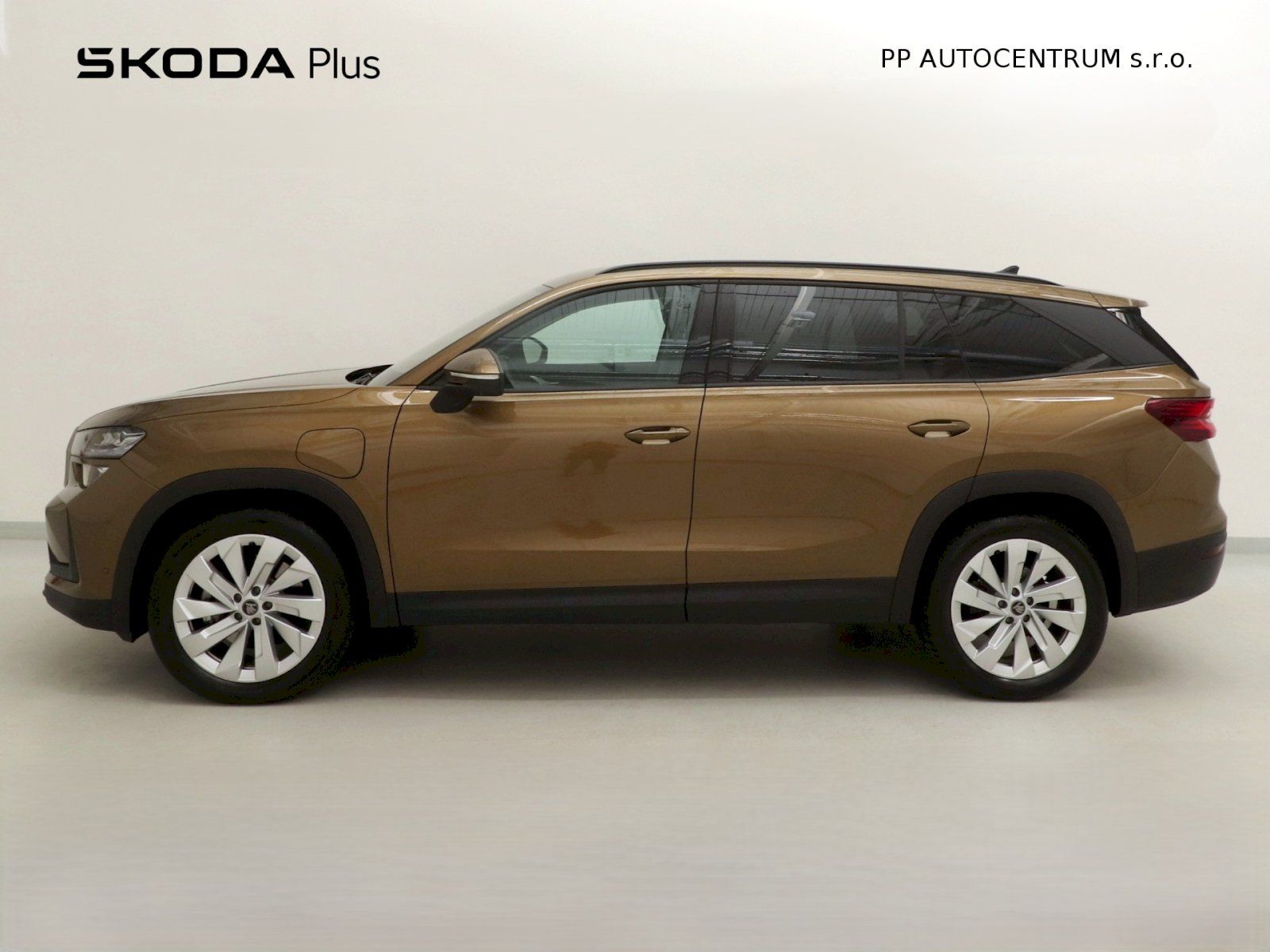 Škoda Kodiaq, Selection DSG 1.5PHEV 150kW - fotka 3