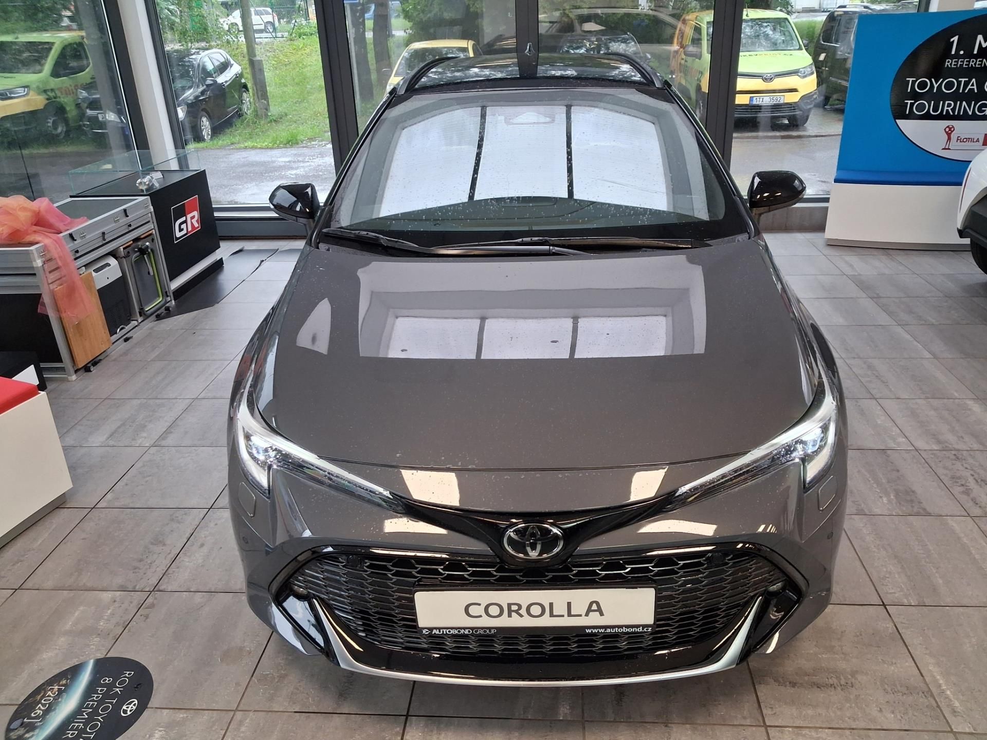 Toyota Corolla, 2.0 HEV, 178K, GR SPORT - fotka 2