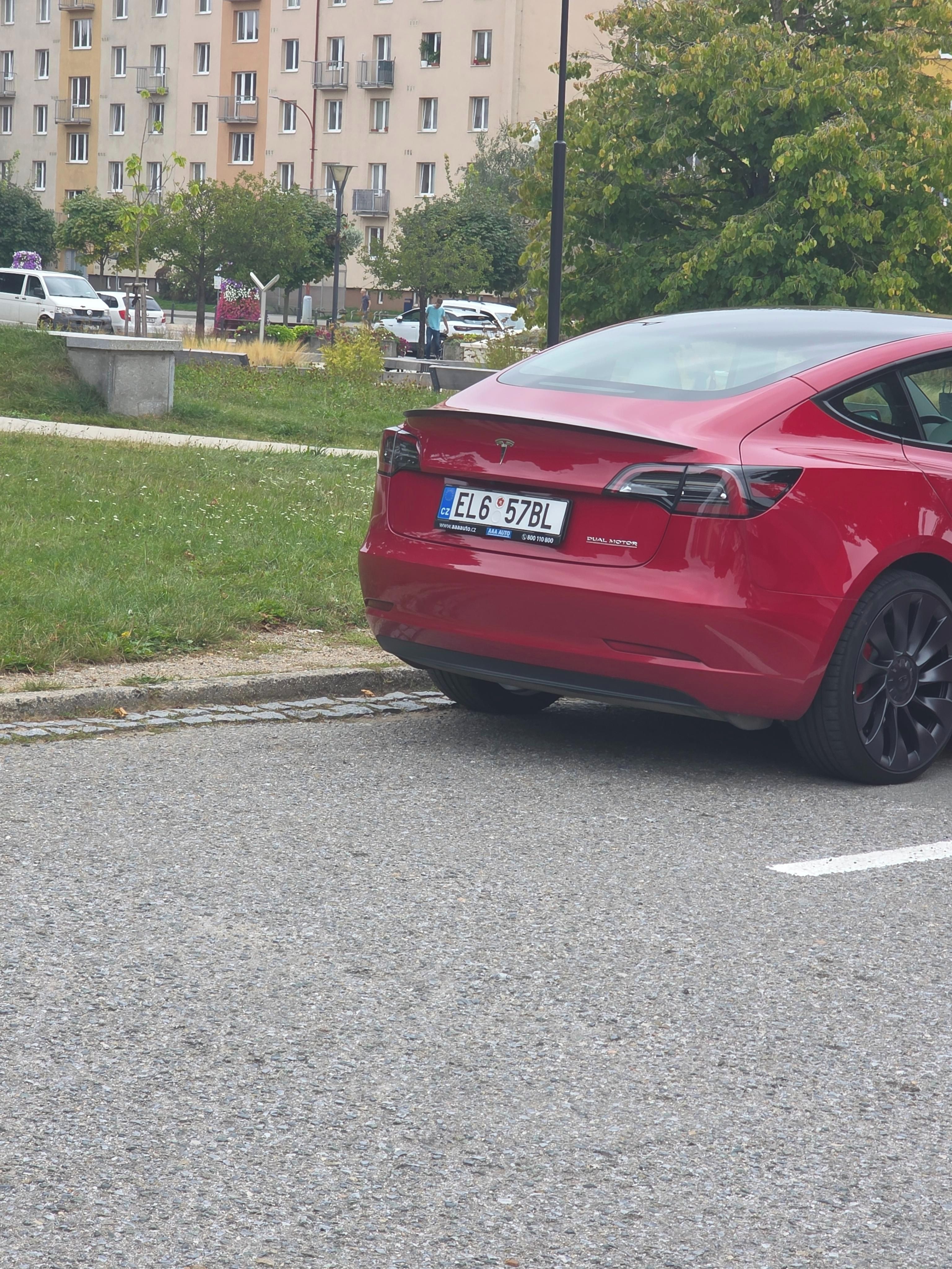 Tesla Model 3, Tesla 3 Performance 2.majitel - fotka 6