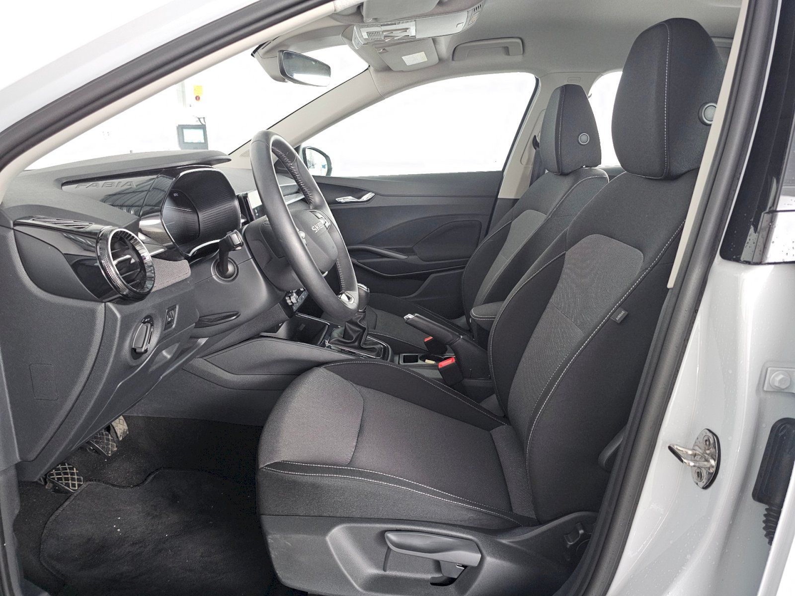 Škoda Fabia, 1.0MPI 59kW SELECTION - fotka 6