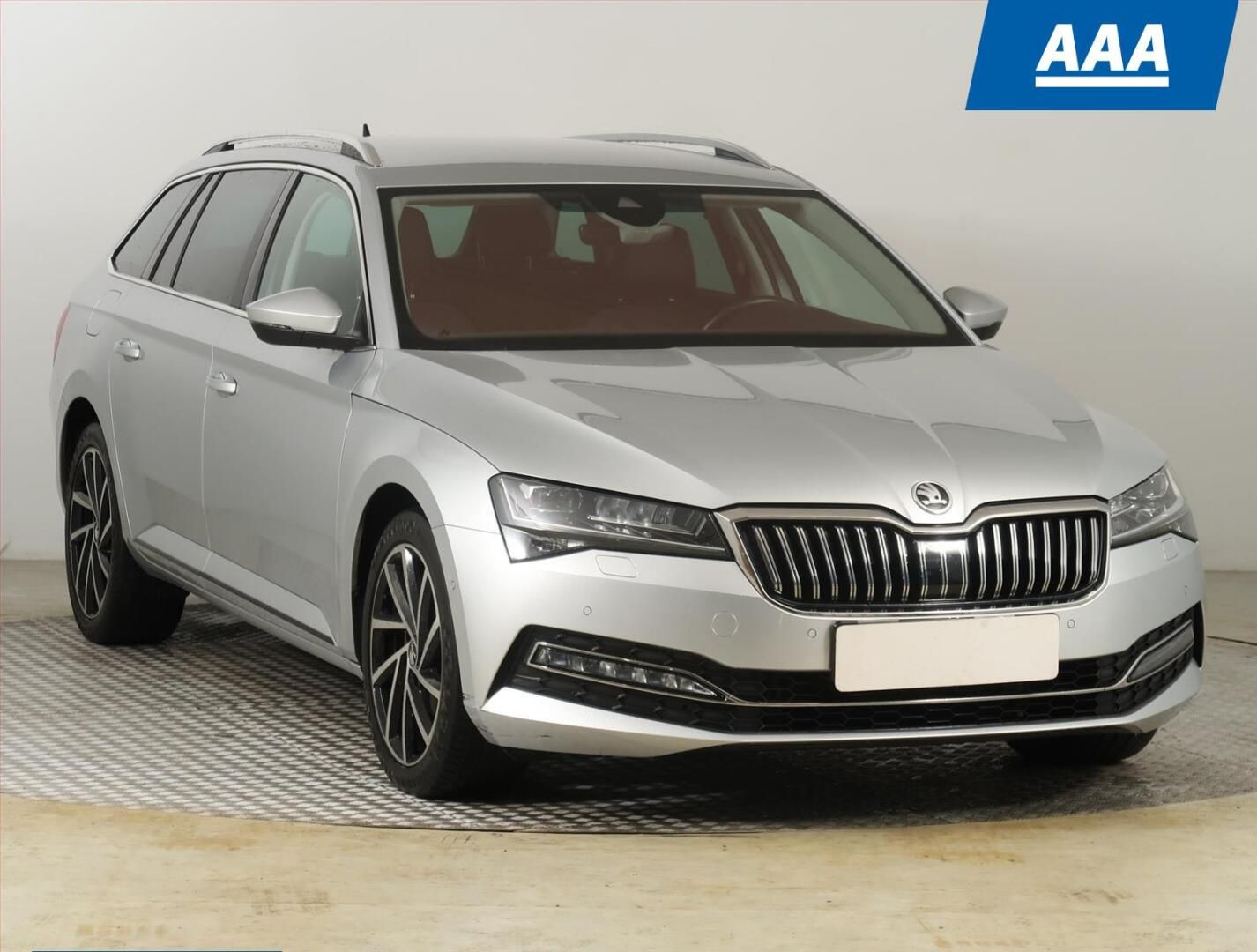 Škoda Superb, 2.0 TDI, Automat, Serv.kniha