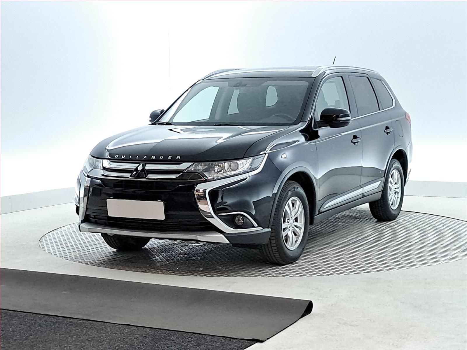 Mitsubishi Outlander, 2.2 DI-D, 4X4 - fotka 2