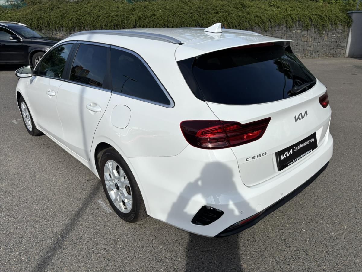 Kia Cee´d, 1,5 TGDi AT TOP ZÁRUKA KAMERA - fotka 3