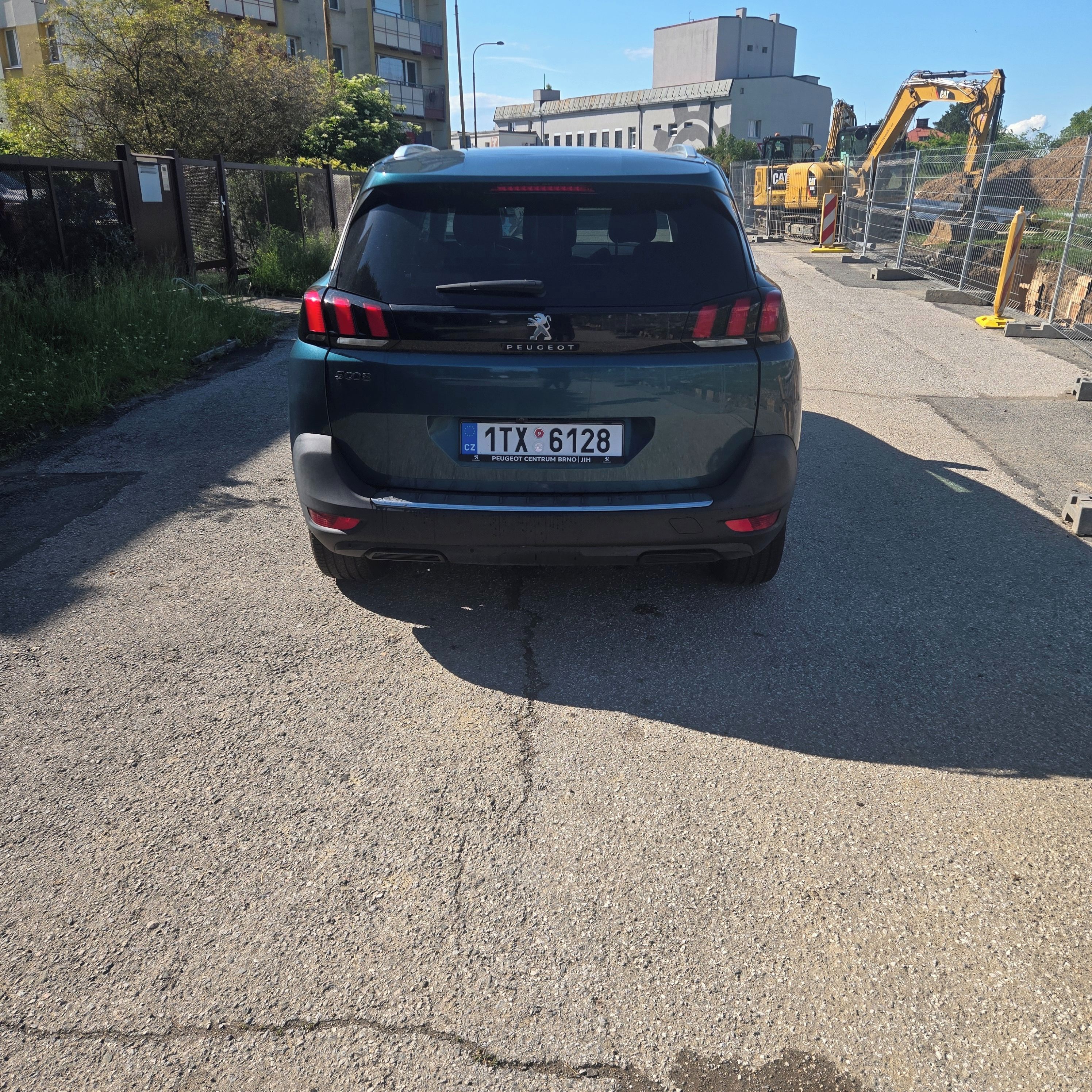 Peugeot 5008, ALLURE, 1.2 PureTech 130 S&S - fotka 4