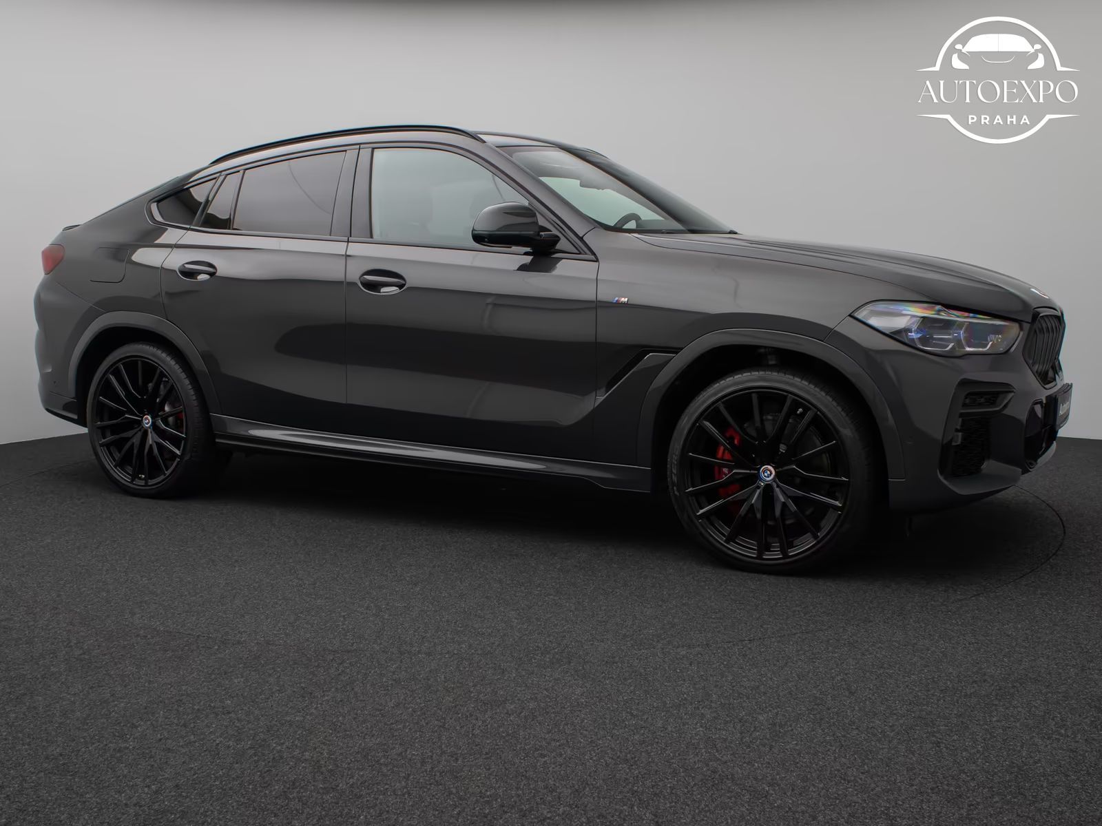BMW X6, M50i*Panorama Laser 360°HUD* - fotka 3