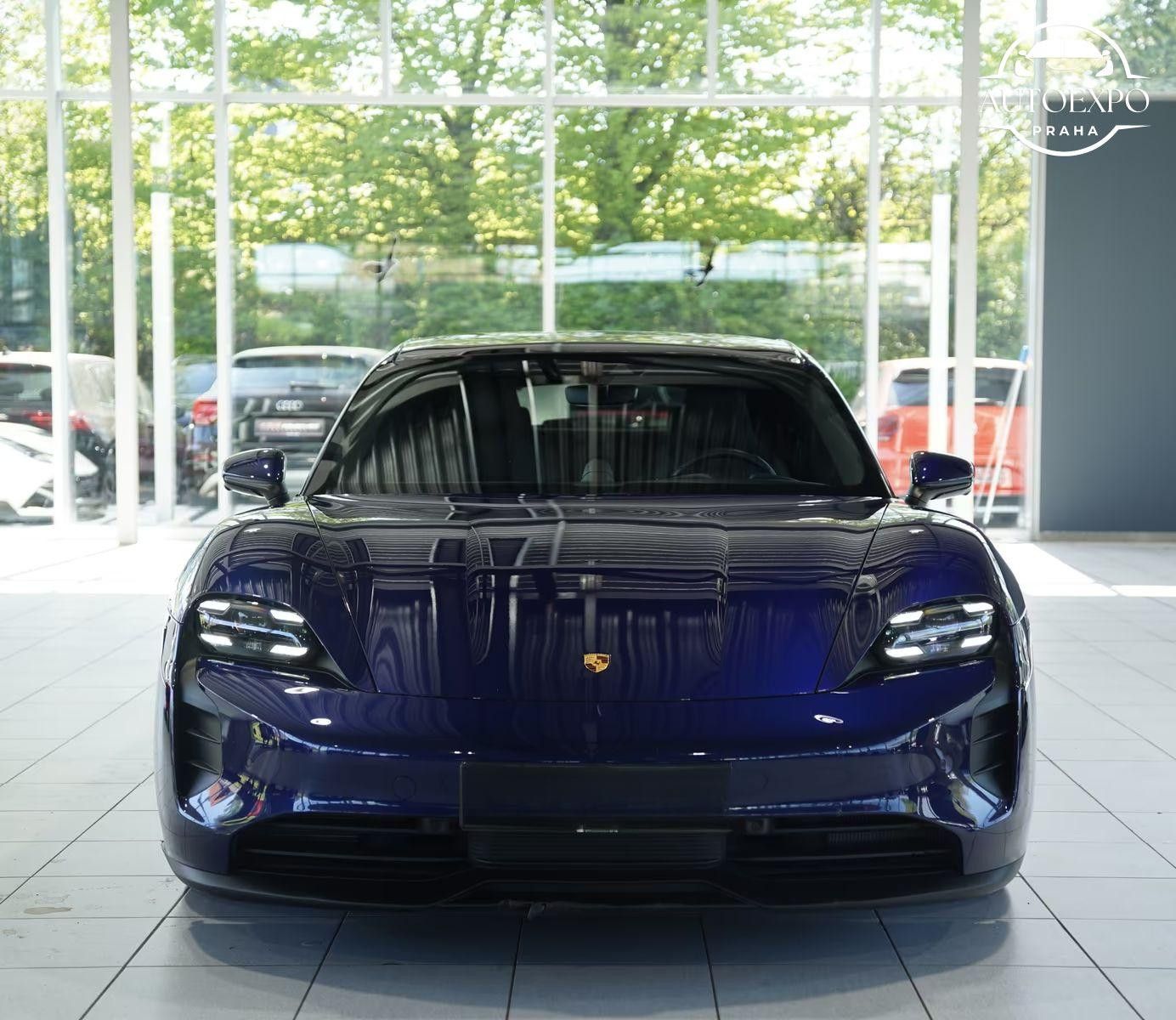 Porsche Taycan, GTS* *Panorama - fotka 3