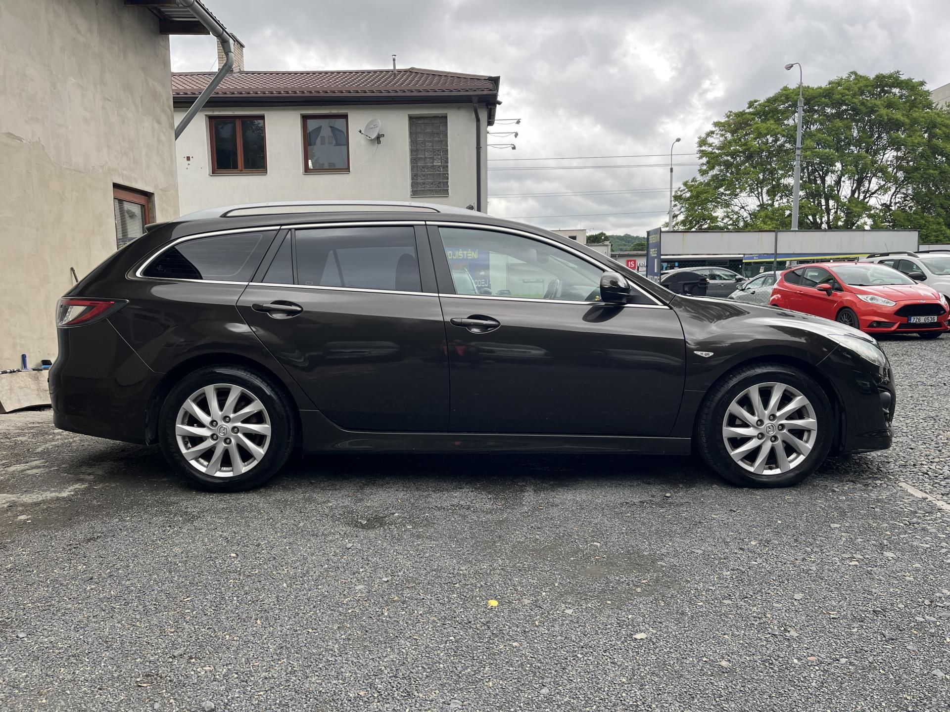 Mazda 6, 2,2 D 120 Kw TAŽNÉ ,WEBASTO - fotka 4