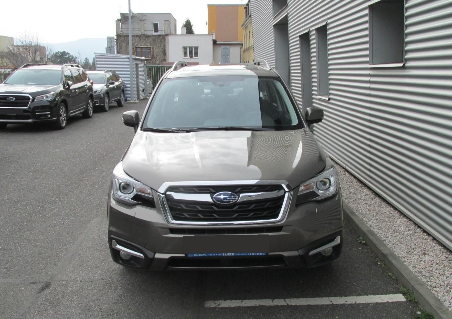 Subaru Forester, 2,0i Automat ČR - fotka 4