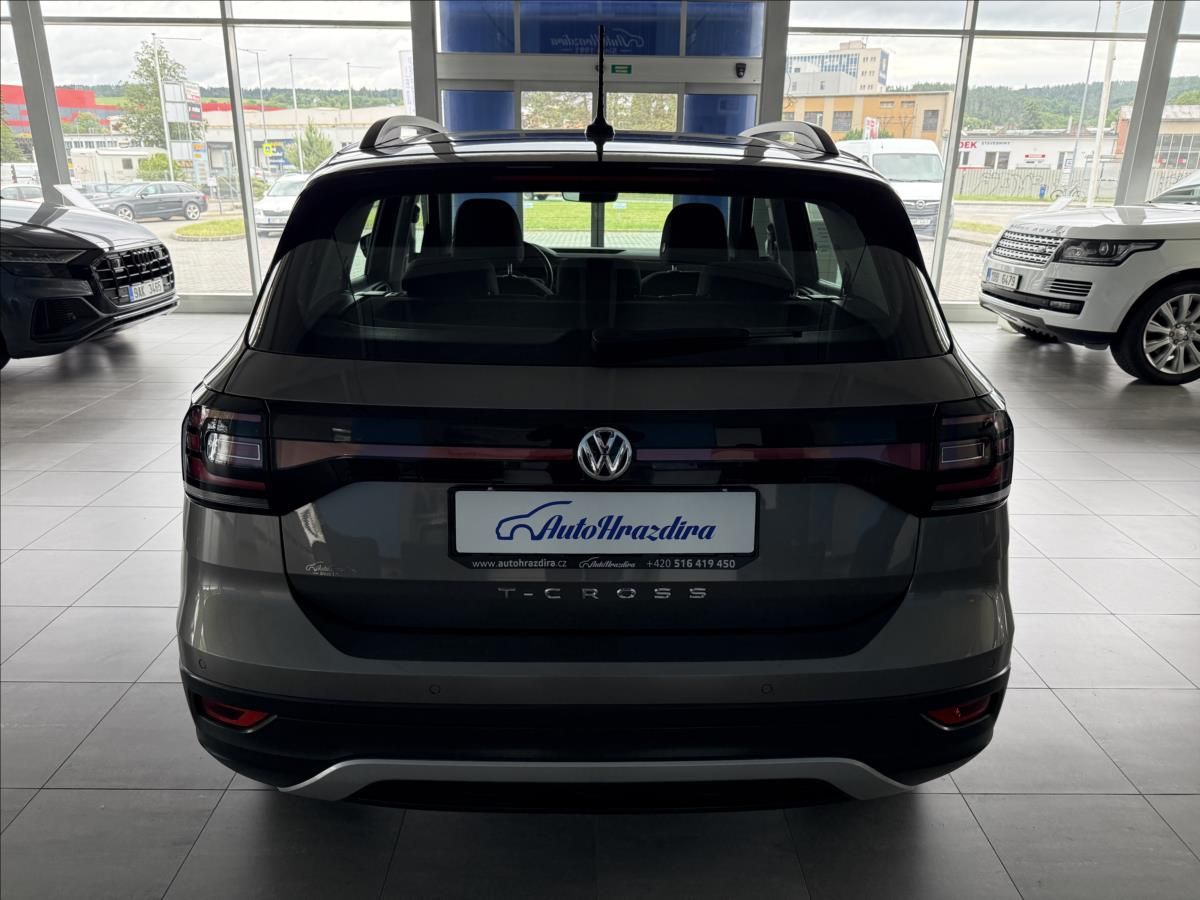 Volkswagen T-Cross, 1,0   TSI LIFE,1.MAJITEL,TAŽNÉ - fotka 5