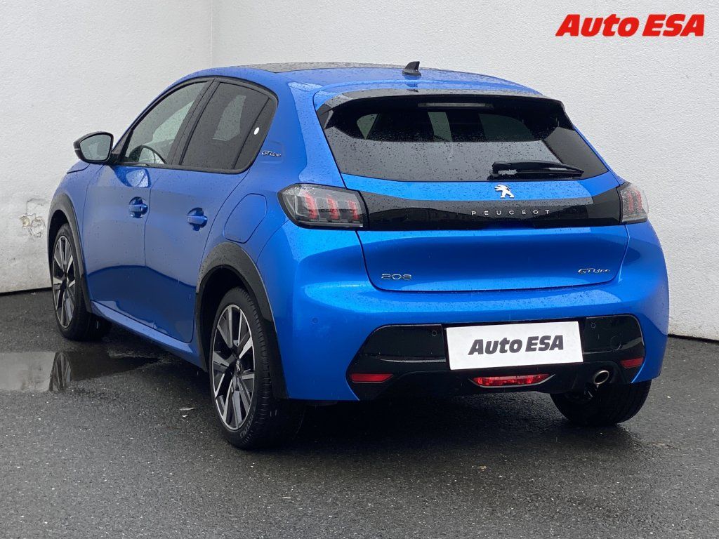Peugeot 208, 1.2,navi - fotka 6