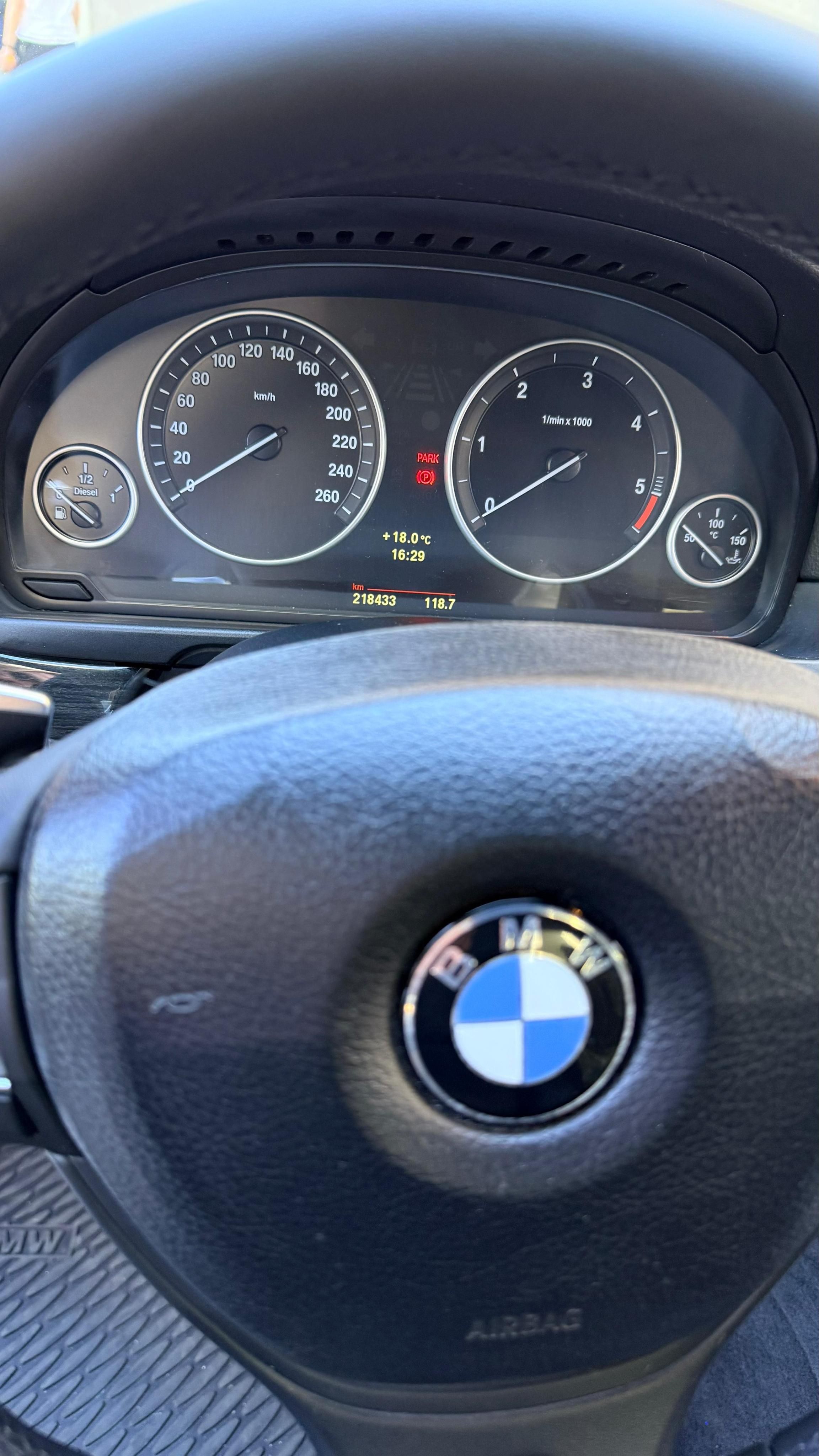BMW Řada 5, BMW 535d M packet - 1. majitel - fotka 6