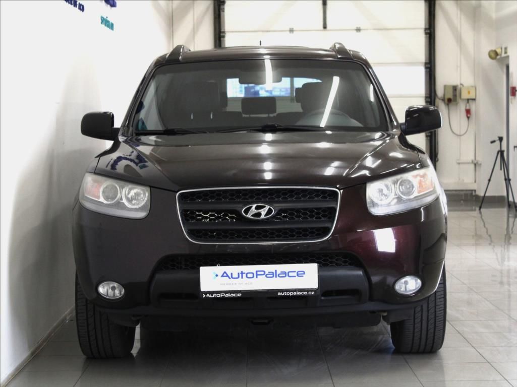 Hyundai Santa Fe, 2,2 CRDi Manuál AWD 1.maj.ČR - fotka 2