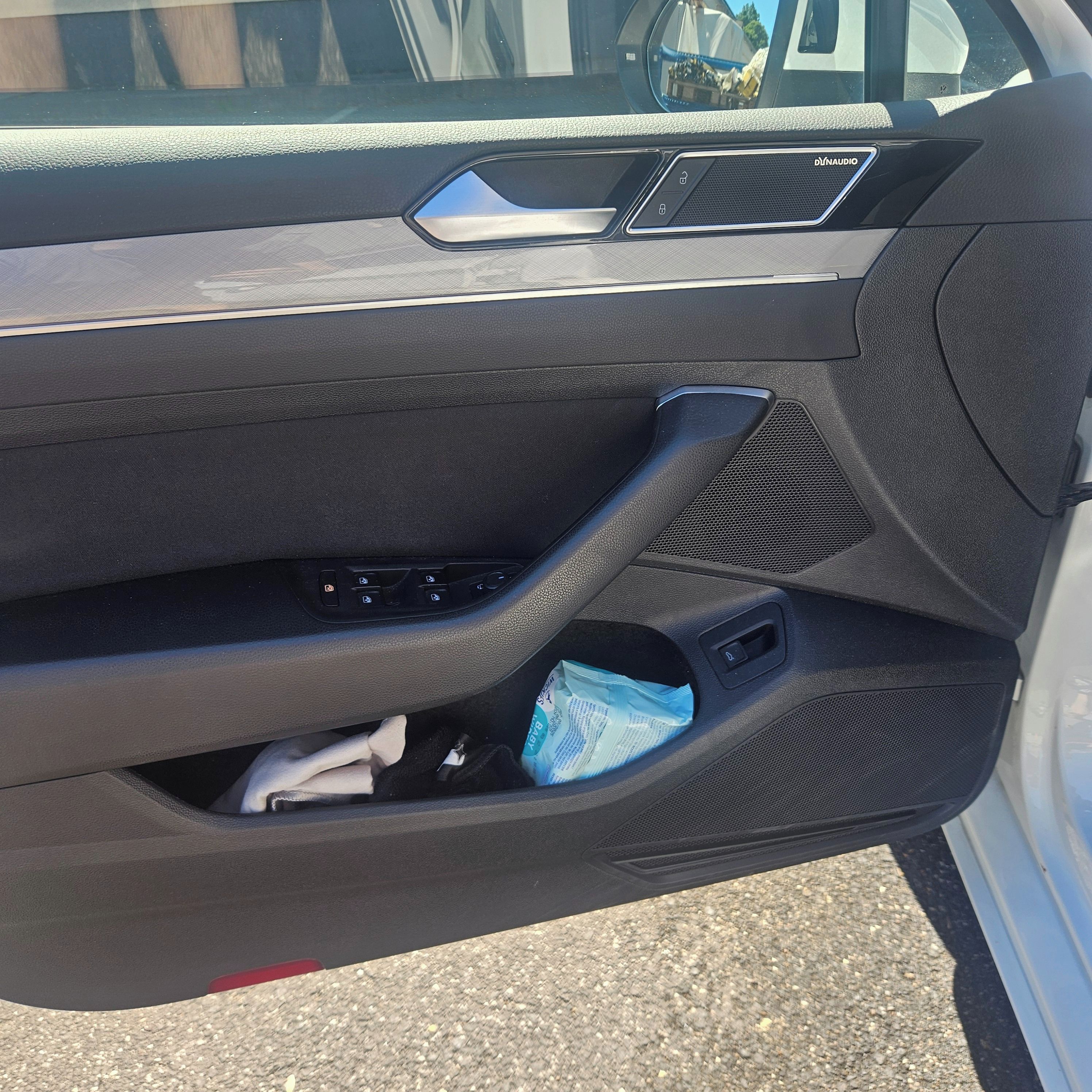 Volkswagen Passat Variant, VOLKSWAGEN PASAt 2,0 110kw DSG - fotka 5