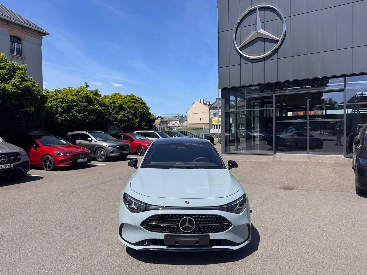 Mercedes-Benz CLA, 200 - fotka 2