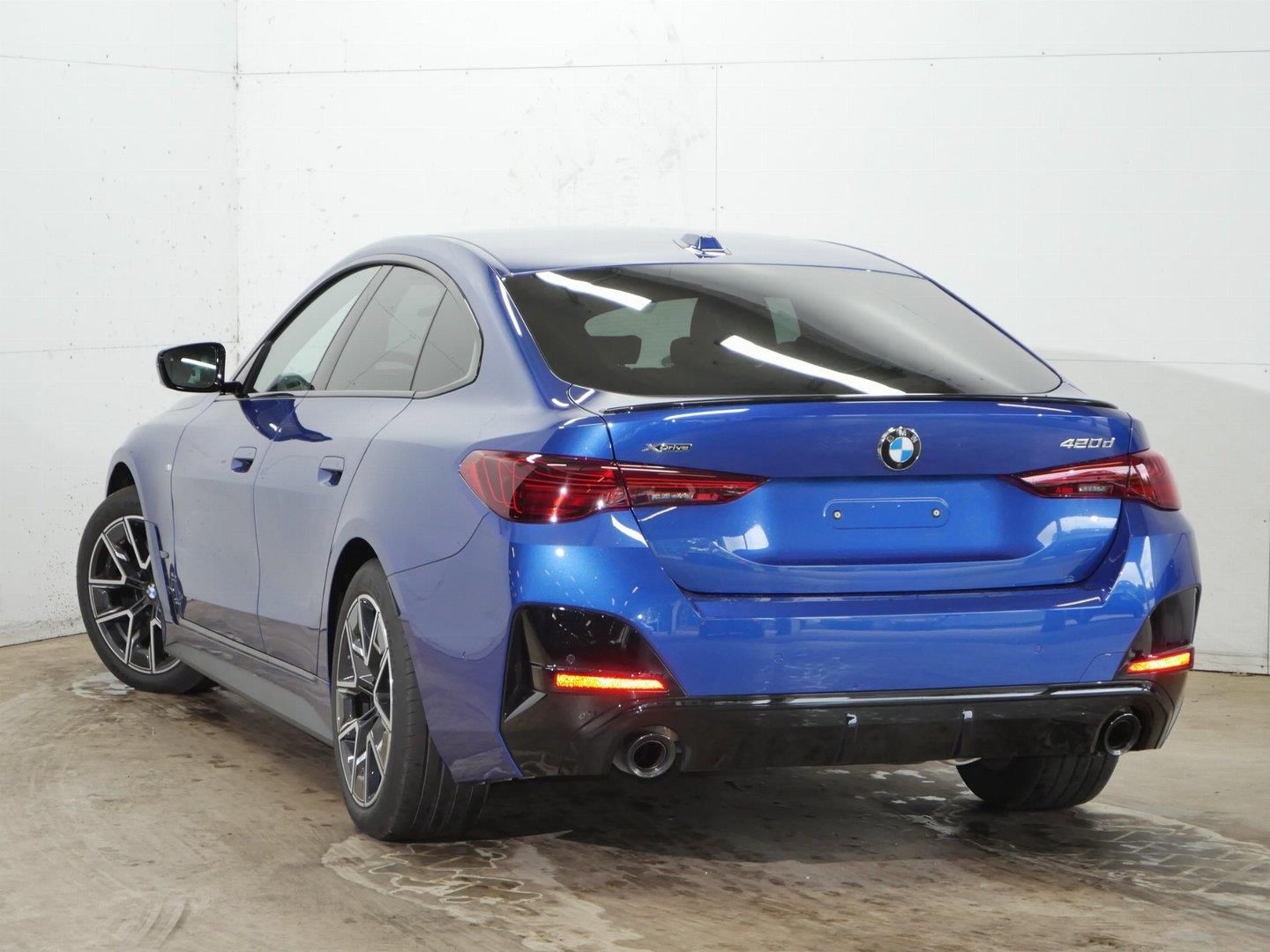 BMW Řada 4, 420D xDrive M PRO Tažné - fotka 3