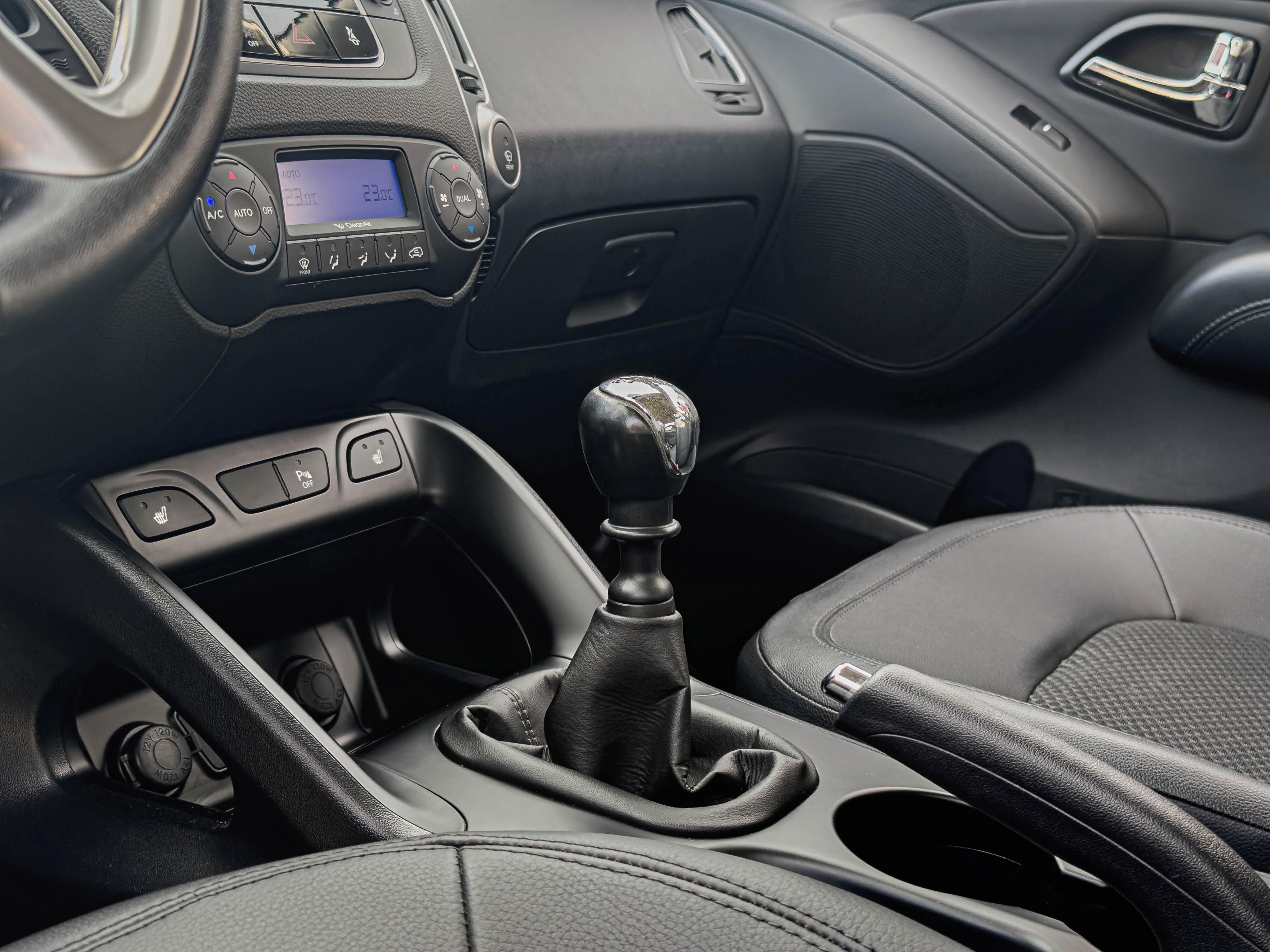 Hyundai ix35, Hyundai ix 35, 2.0 CRDi, 4x4 - fotka 4