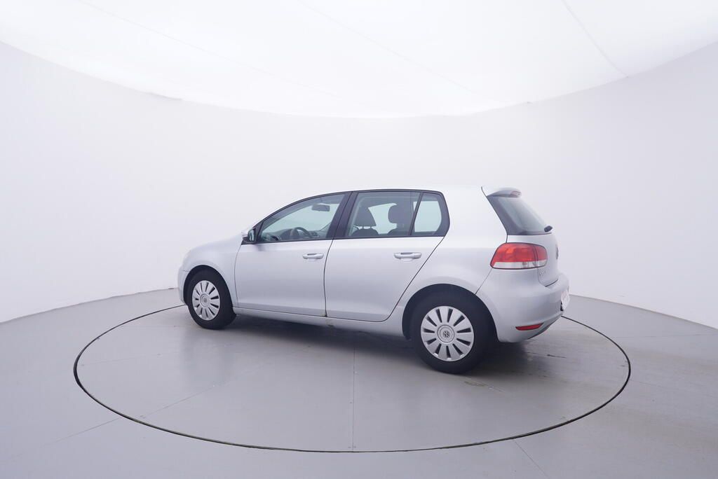 Volkswagen Golf, Trendline 1.4 16V 59 kW - fotka 3