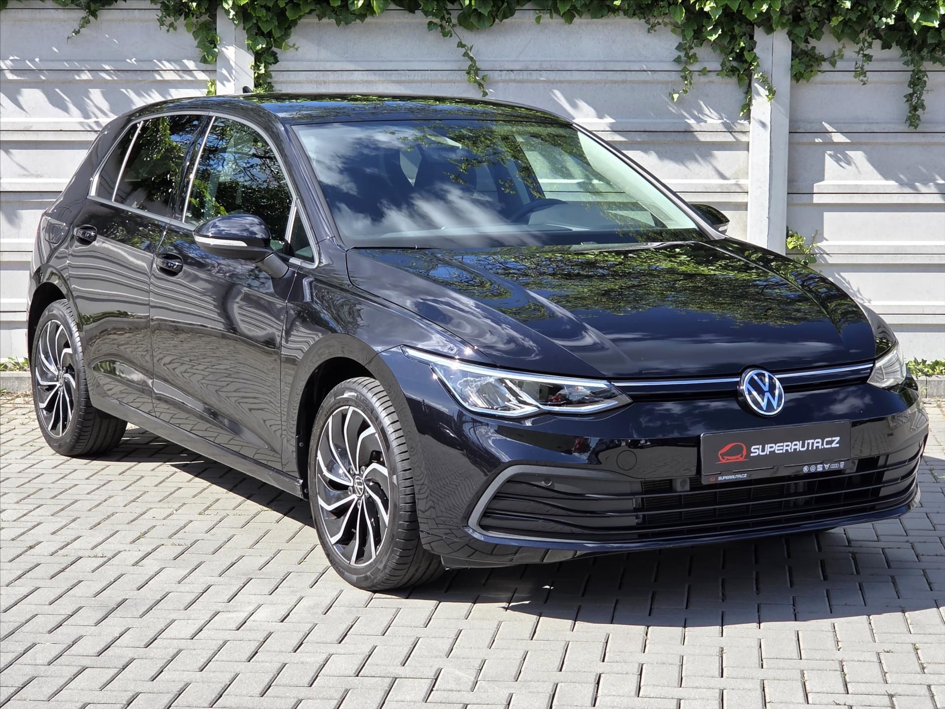 Volkswagen Golf, 1,5 TSi 96kW Life Tov.Záruka Č