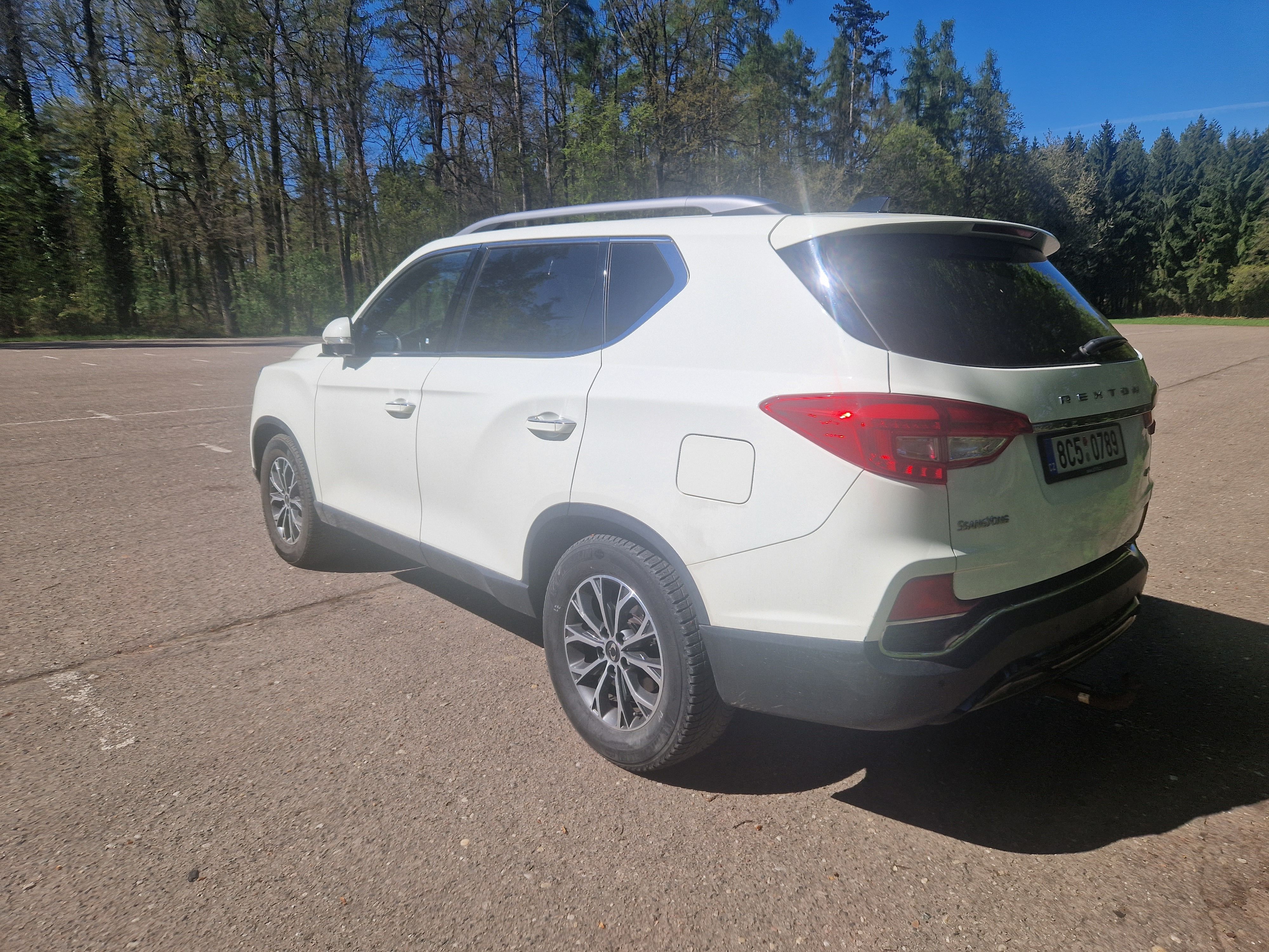 SsangYong Rexton, 2.2 Diesel, ZÁVĚS 3500 kg !!! - fotka 4