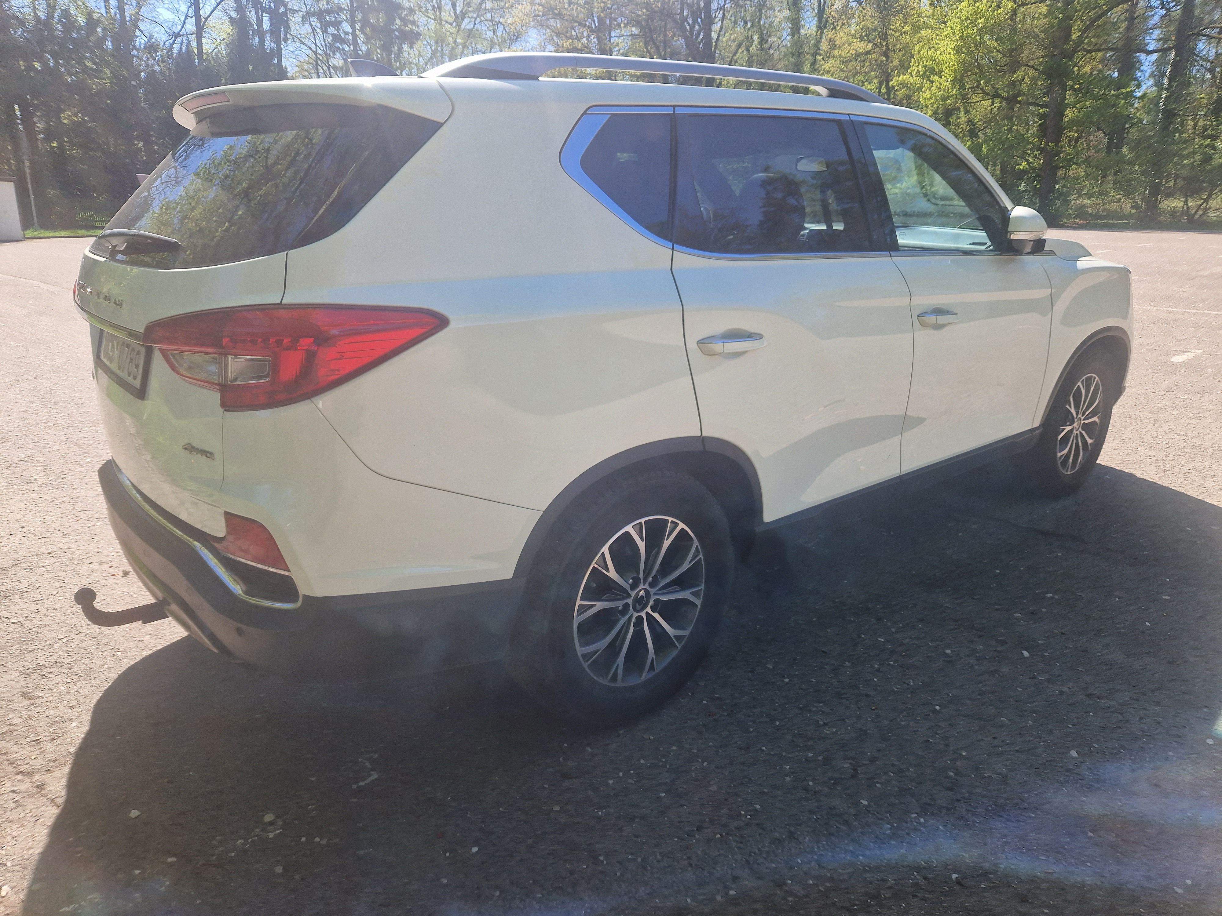 SsangYong Rexton, 2.2 Diesel, ZÁVĚS 3500 kg !!! - fotka 3