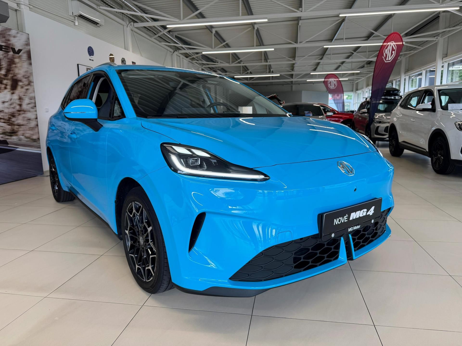 MG MG4, MG4 EV Urban EV 54kWh 118kW 1A - fotka 3
