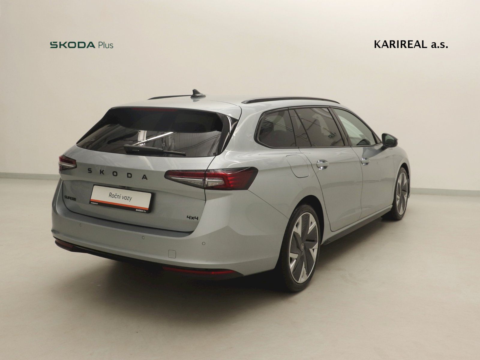 Škoda Superb, TDI 4x4 2.0/142kW SportLine - fotka 2