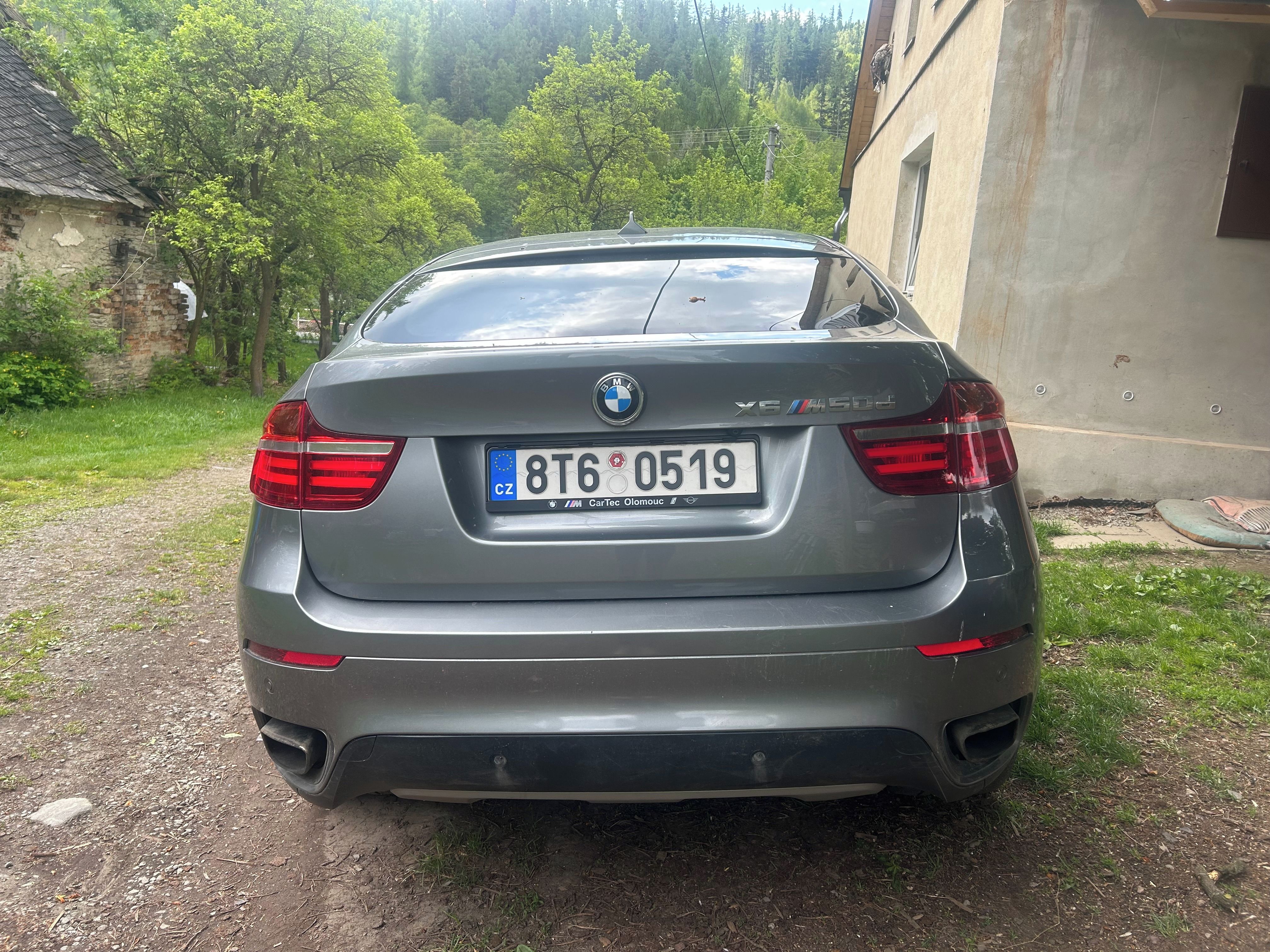 BMW X6, M50d - fotka 2