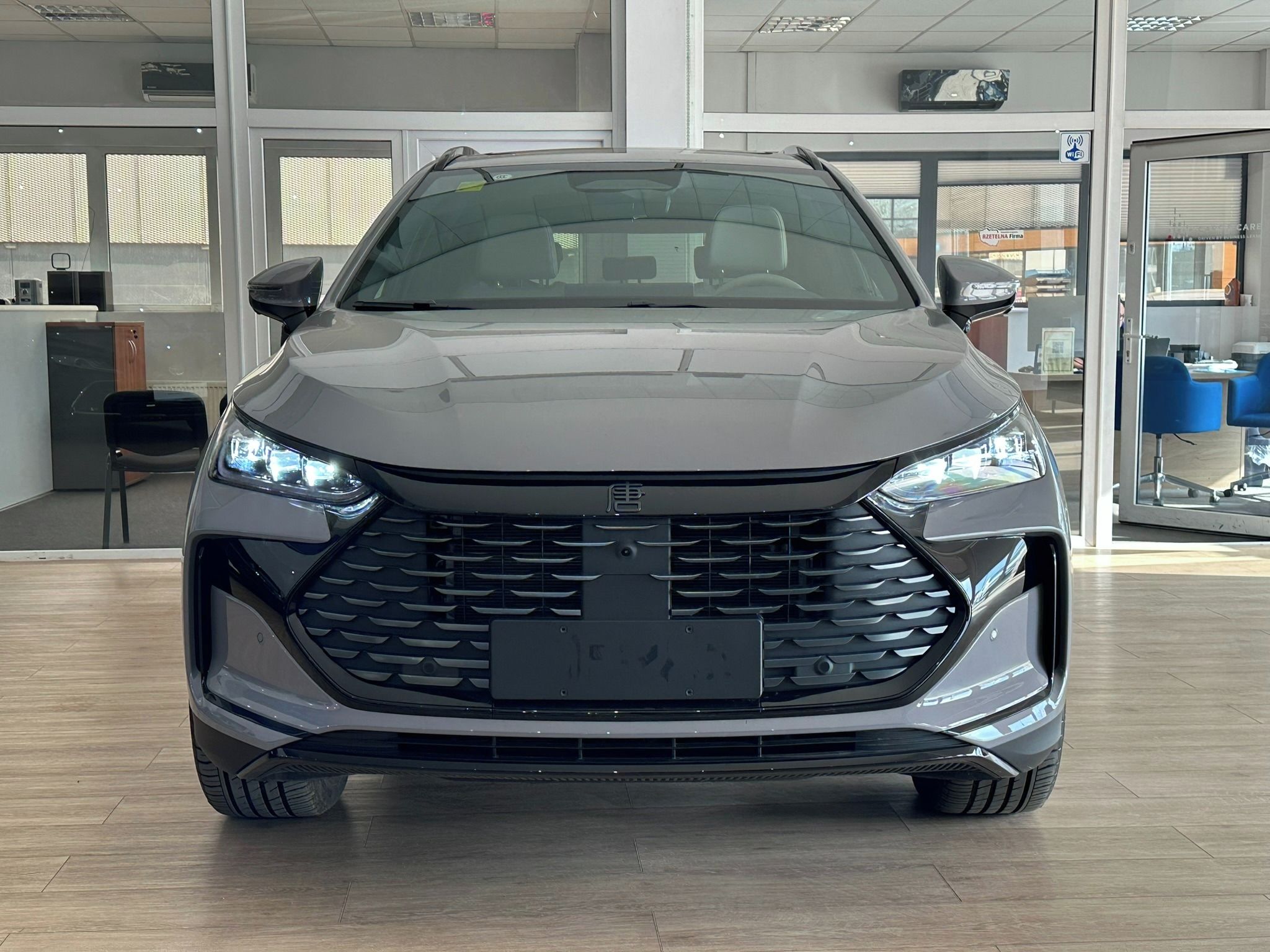 BYD Tang, BYD Tang DM-i Hybrid - fotka 2