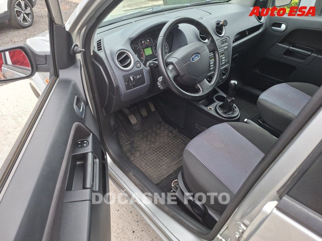 Ford Fusion, 1.4 TDCi - fotka 3