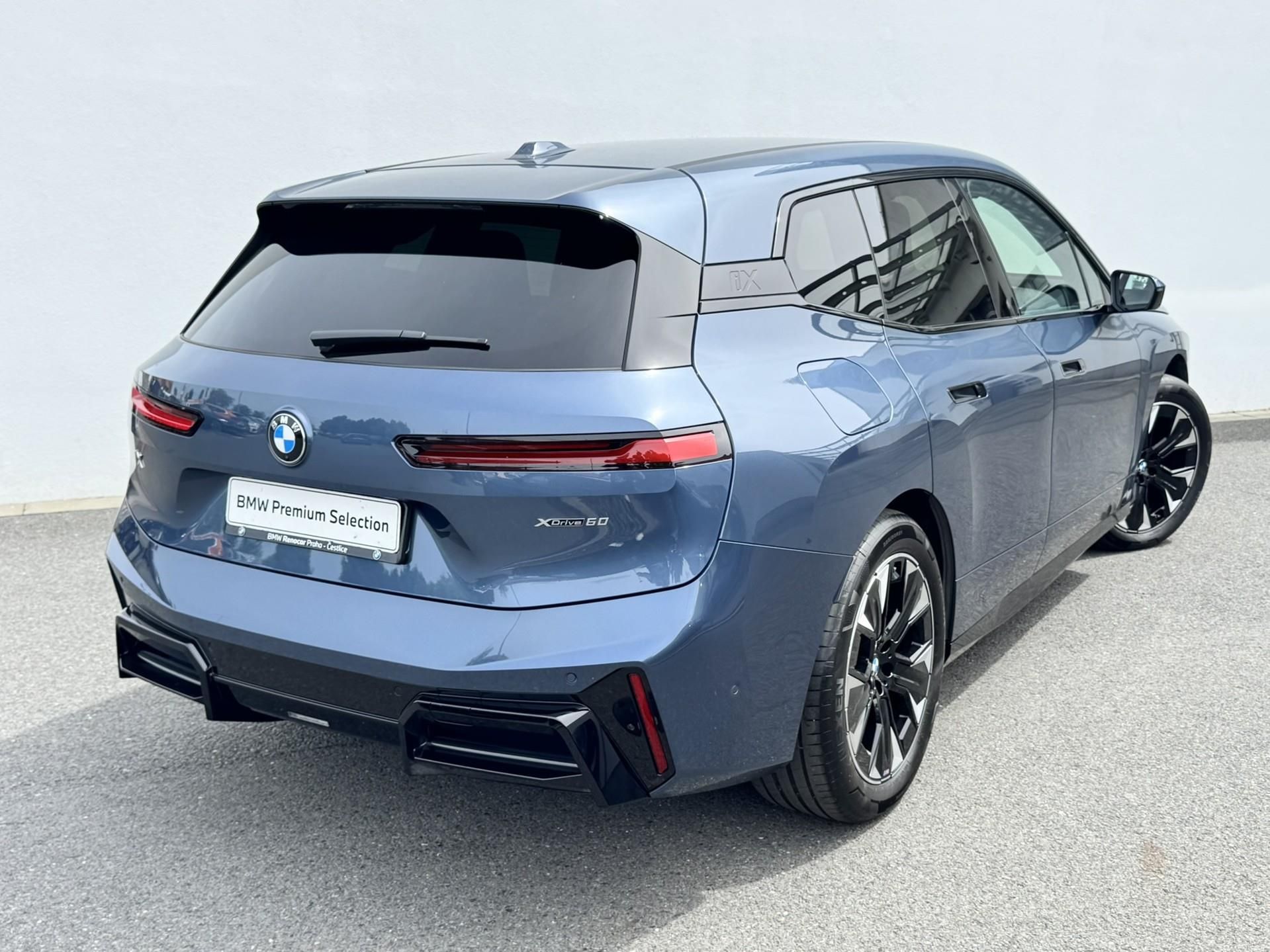 BMW iX, iX60 xDrive Tažné Harman - fotka 2