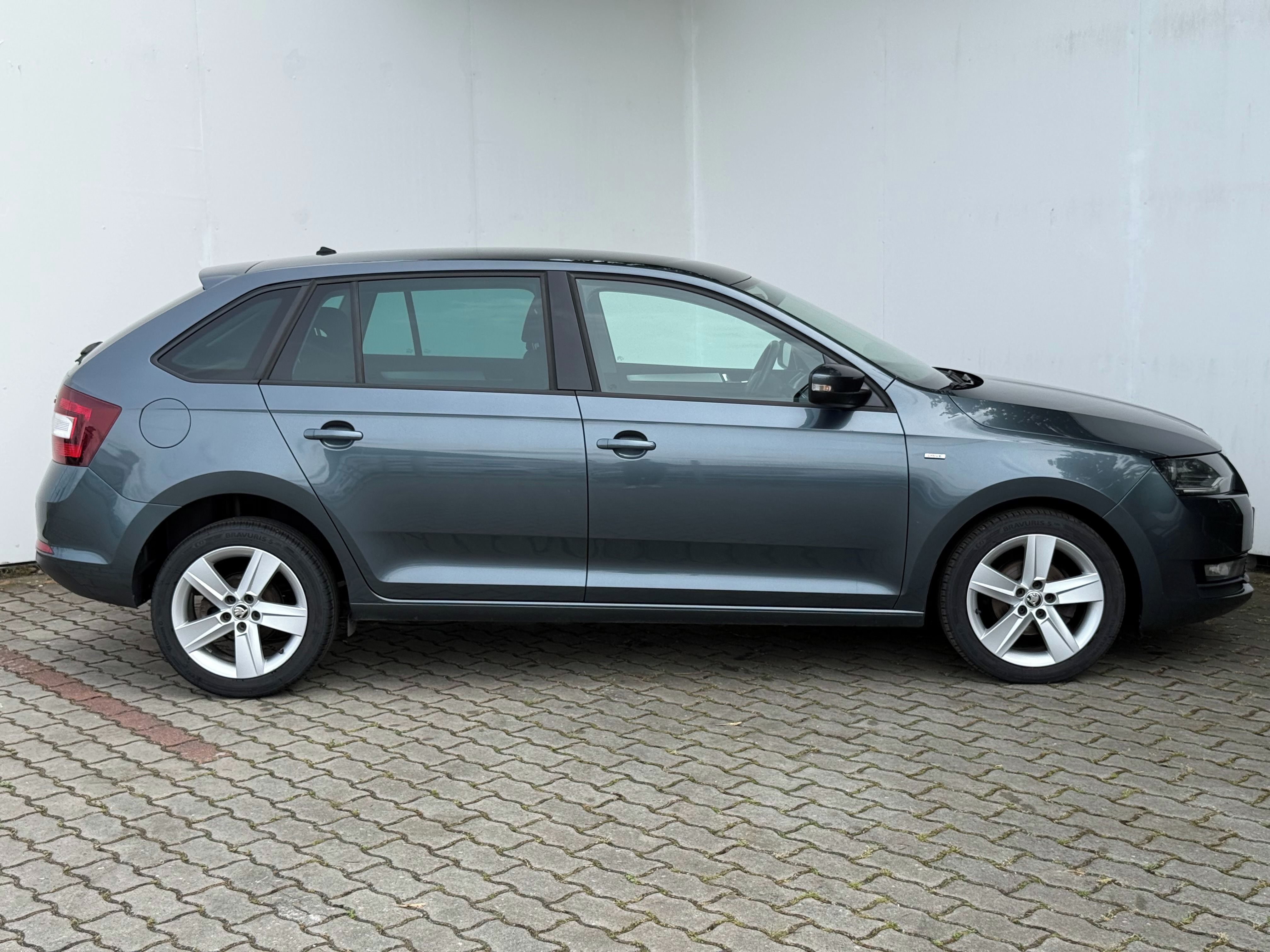 Škoda Rapid, 1,4 TDI / 66 kW Ambition - fotka 4