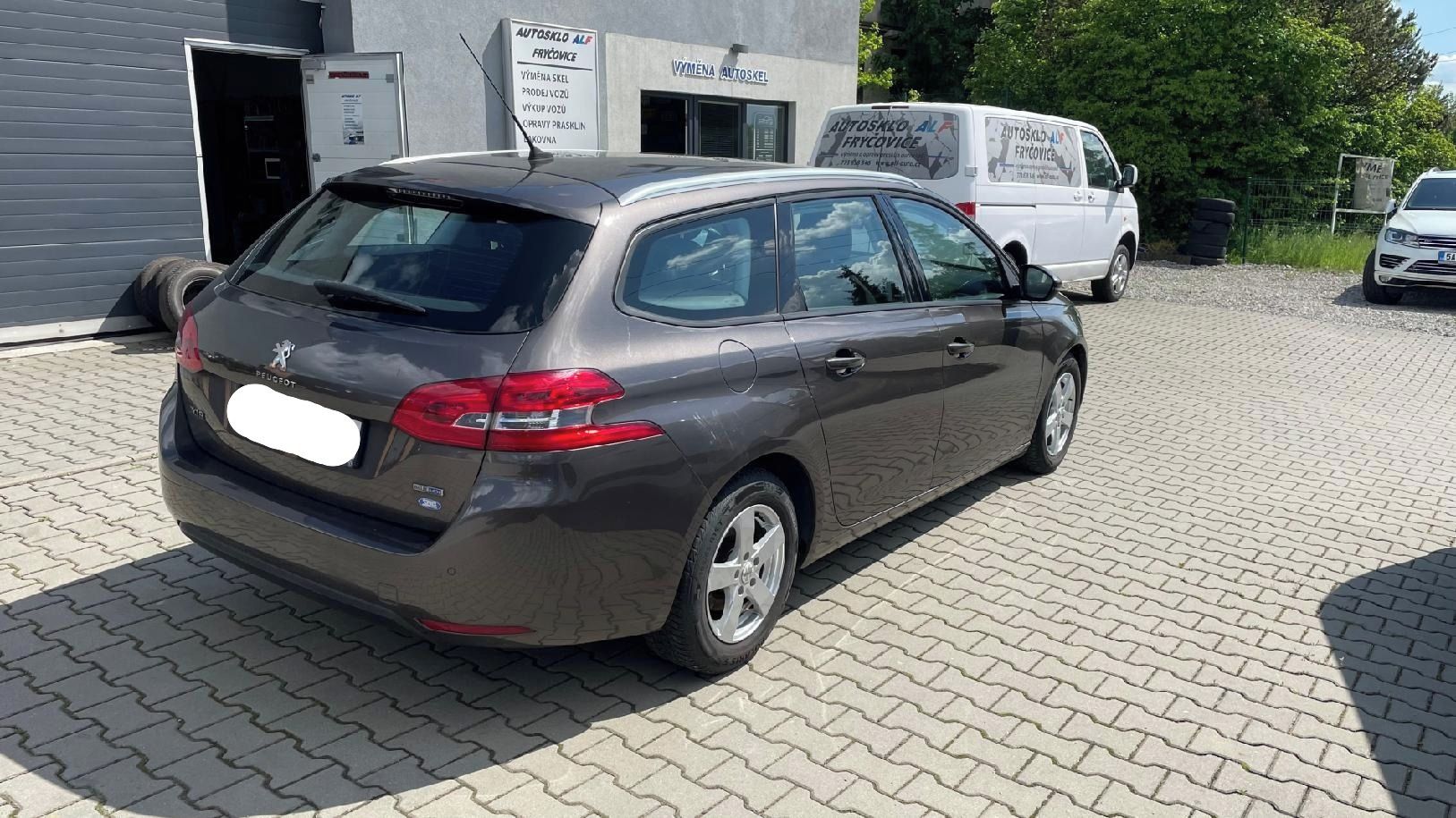 Peugeot 308, 1.6 HDi 88KW // NAVIGACE // - fotka 4