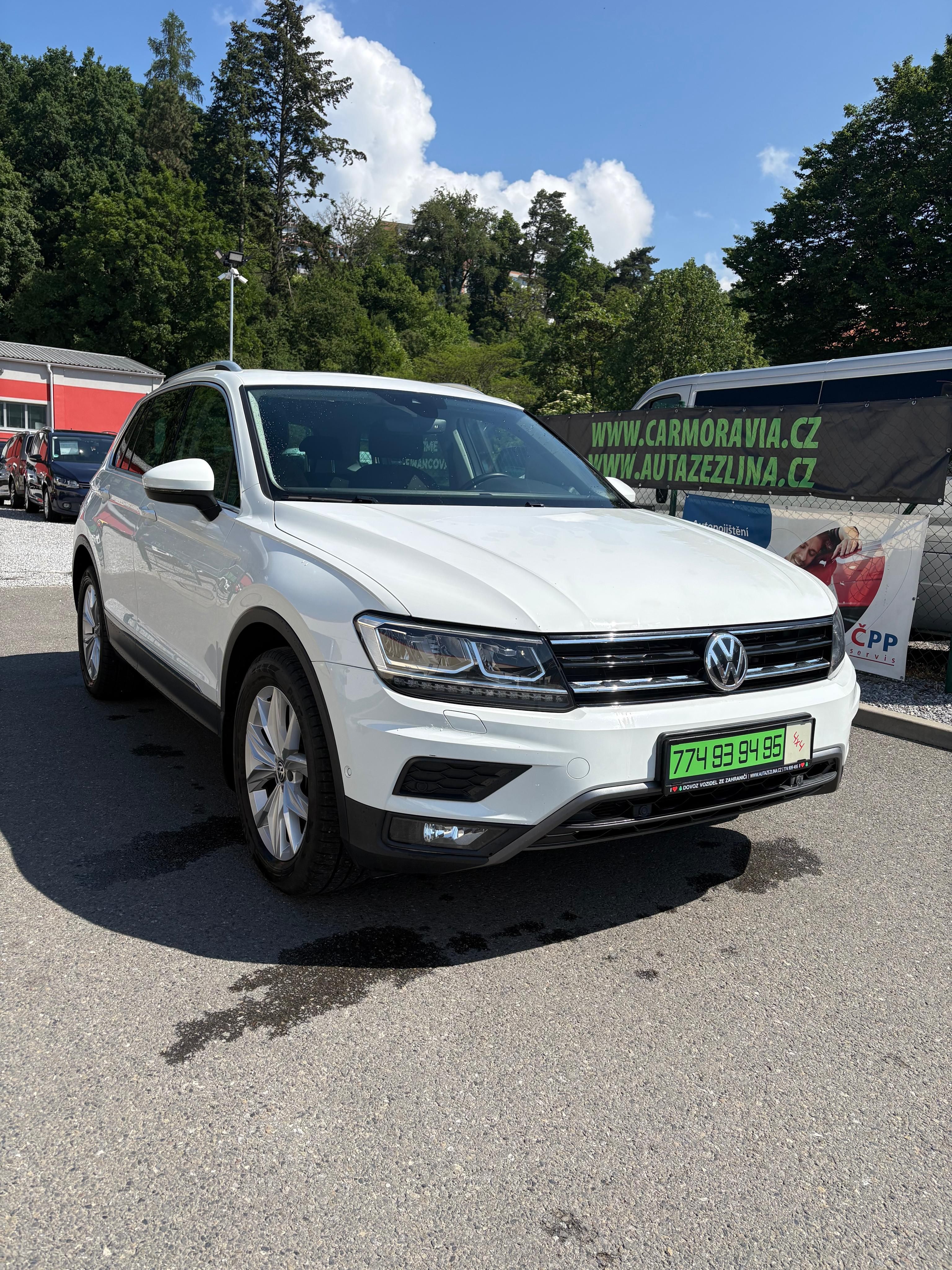 Volkswagen Tiguan, 1,4 TSI 4X4 - TOP VÝBAVA - fotka 3