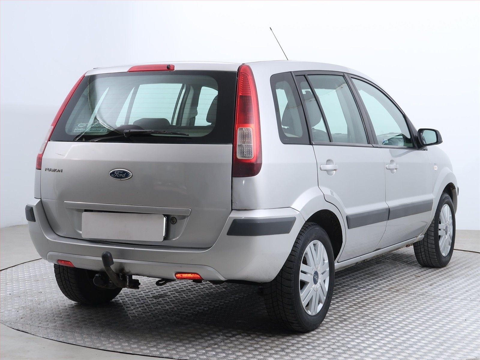 Ford Fusion, 1.4, ČR,1.maj, po STK, Tažné - fotka 5